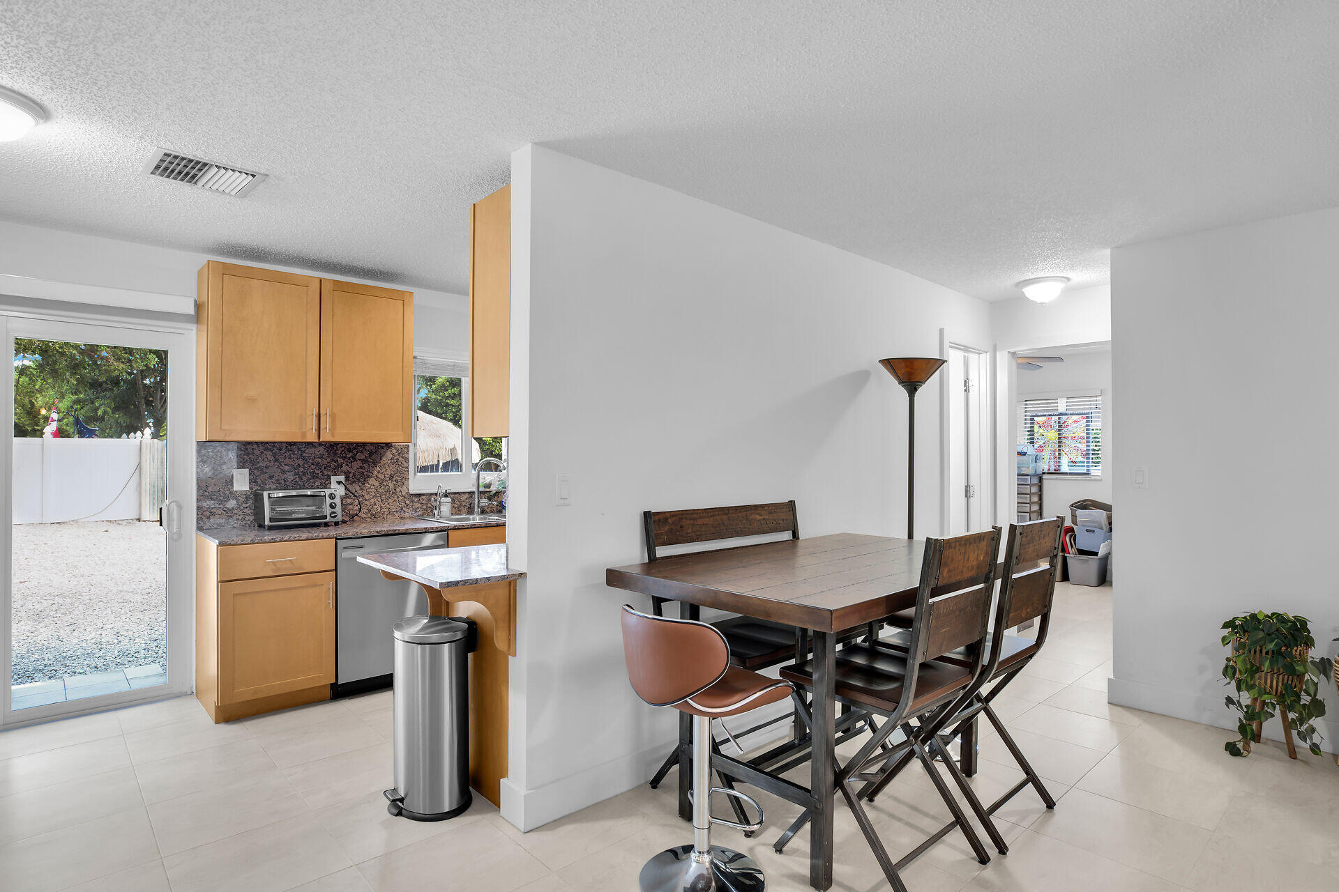 206 2nd Street