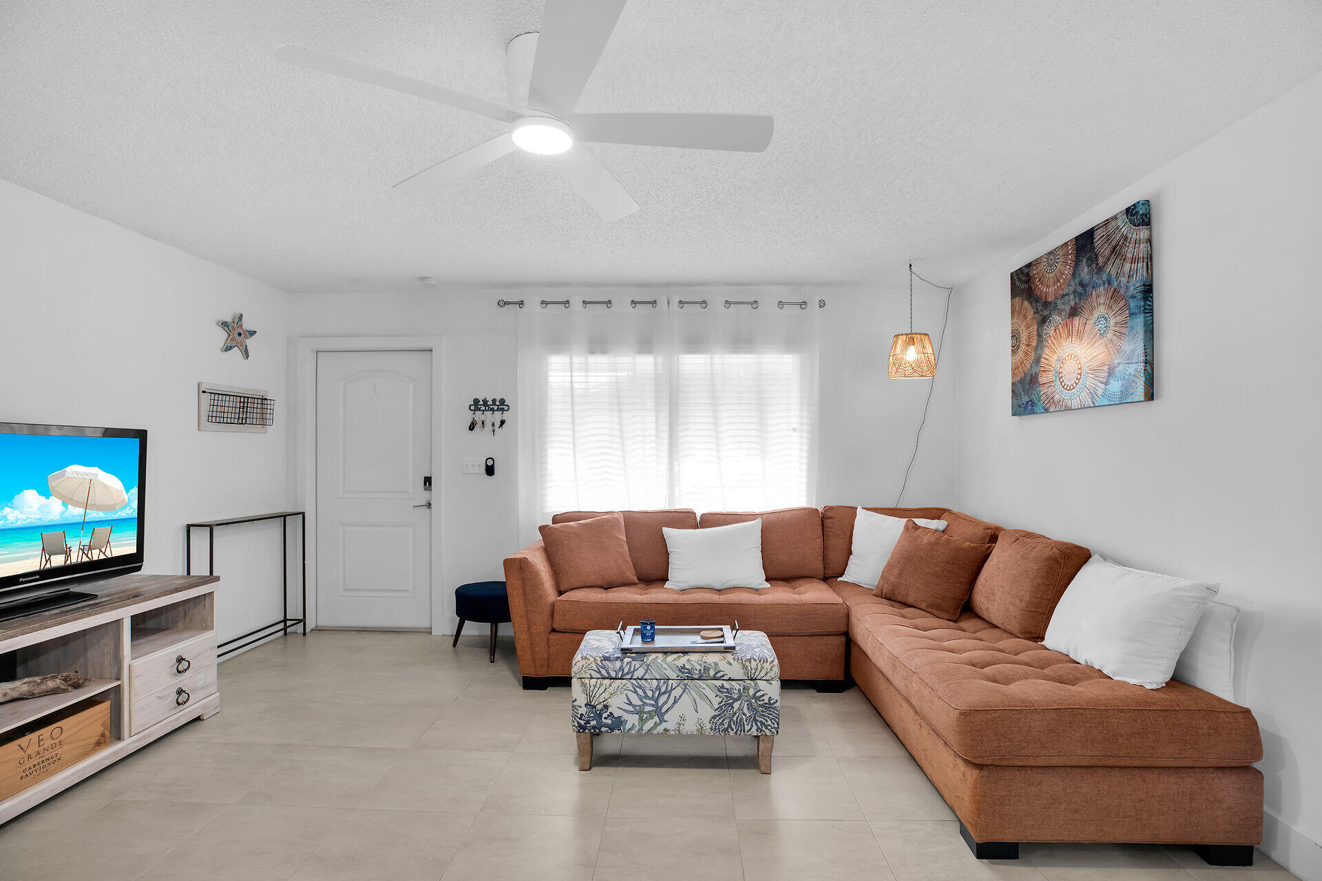 206 2nd Street