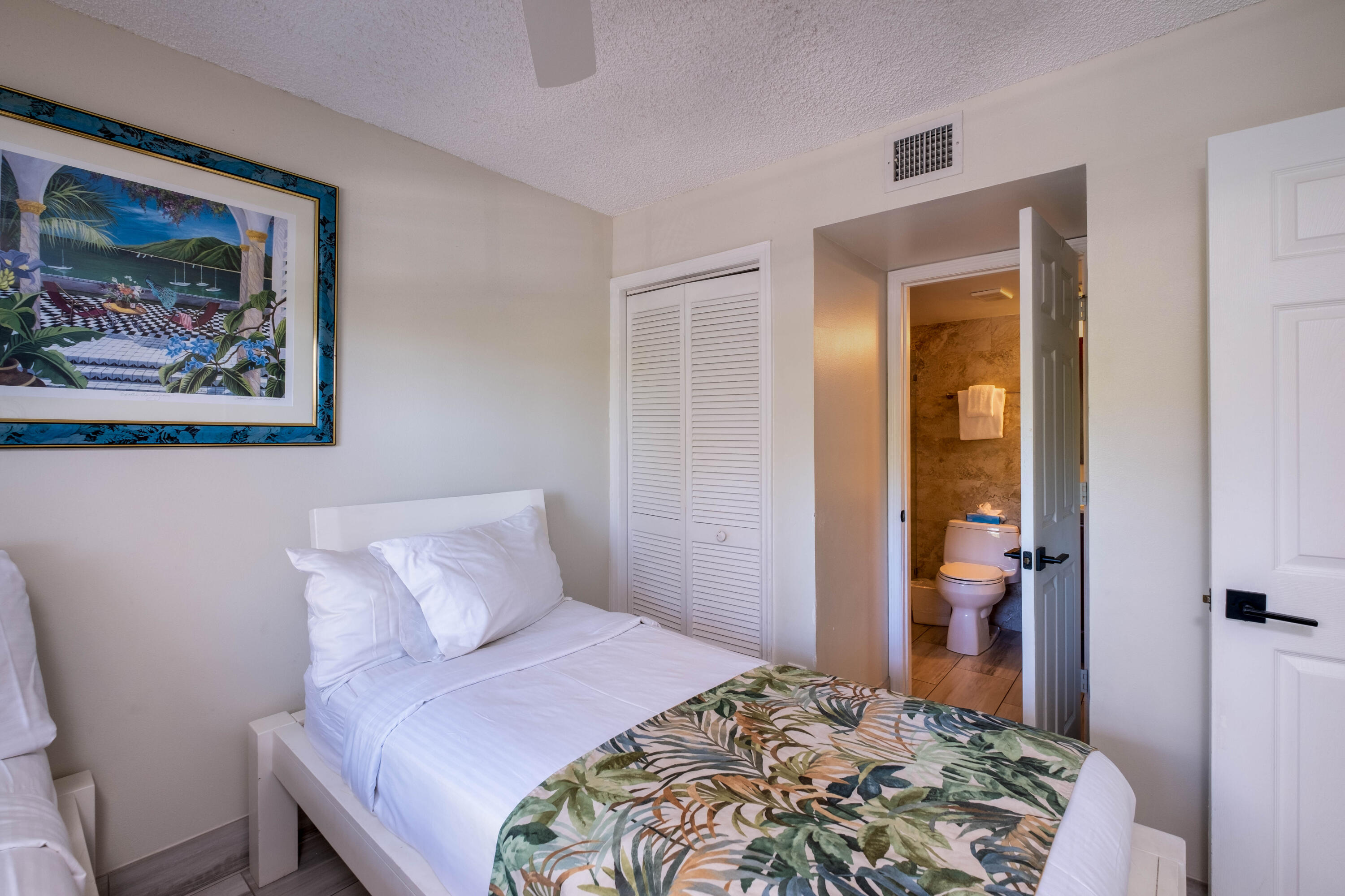 500 Burton Drive Unit: 2207