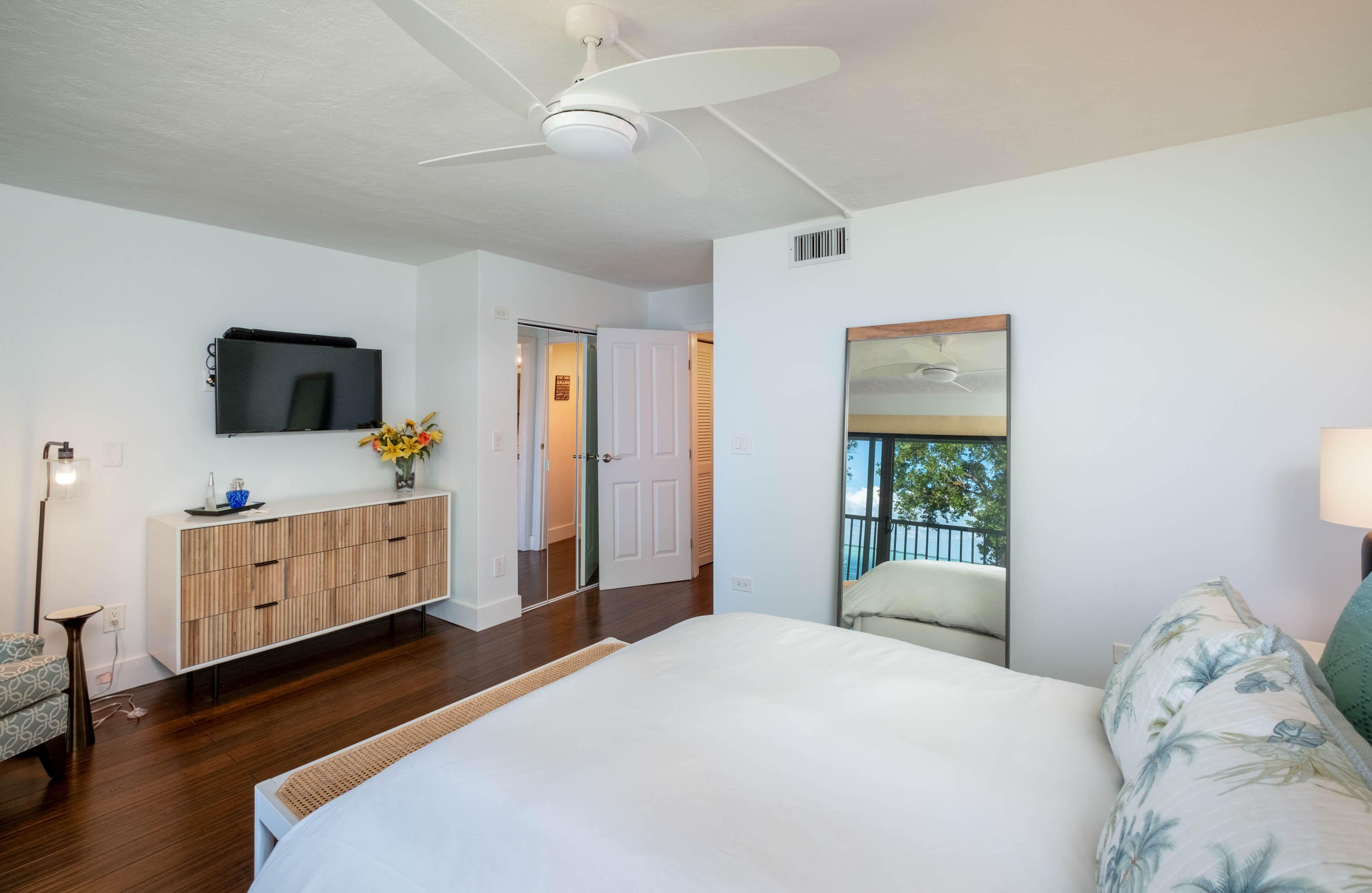 96000 Overseas Highway Unit: H4
