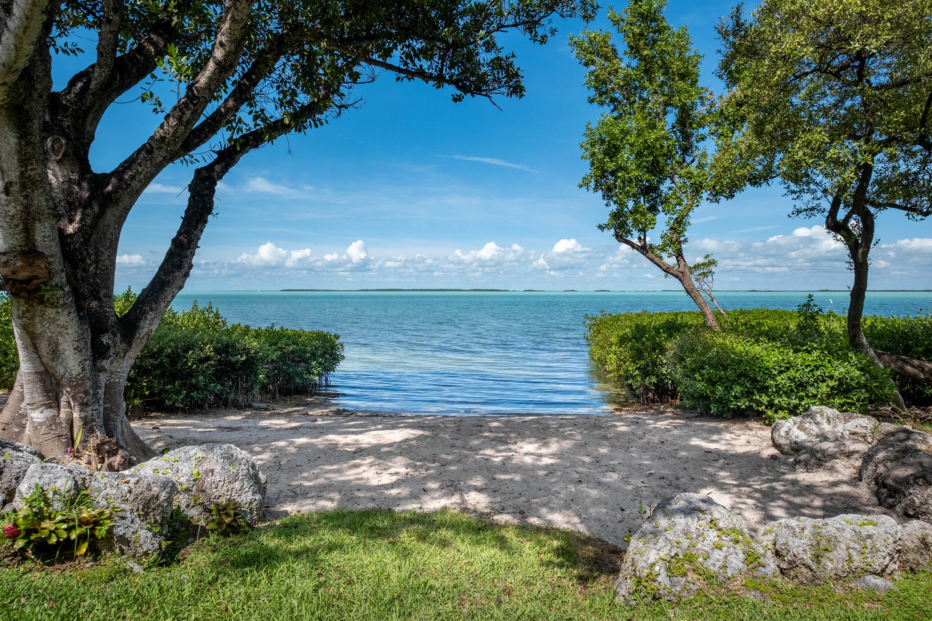 96000 Overseas Highway Unit: H4