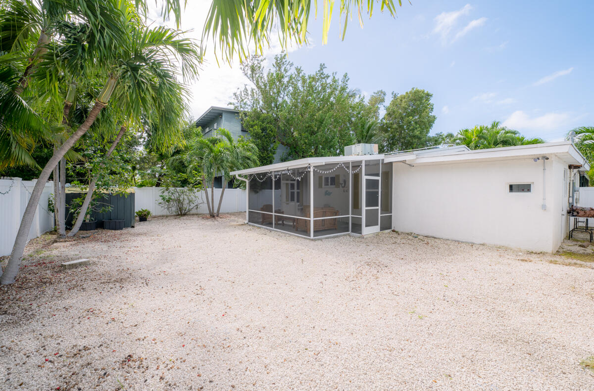 917 Lobster Lane