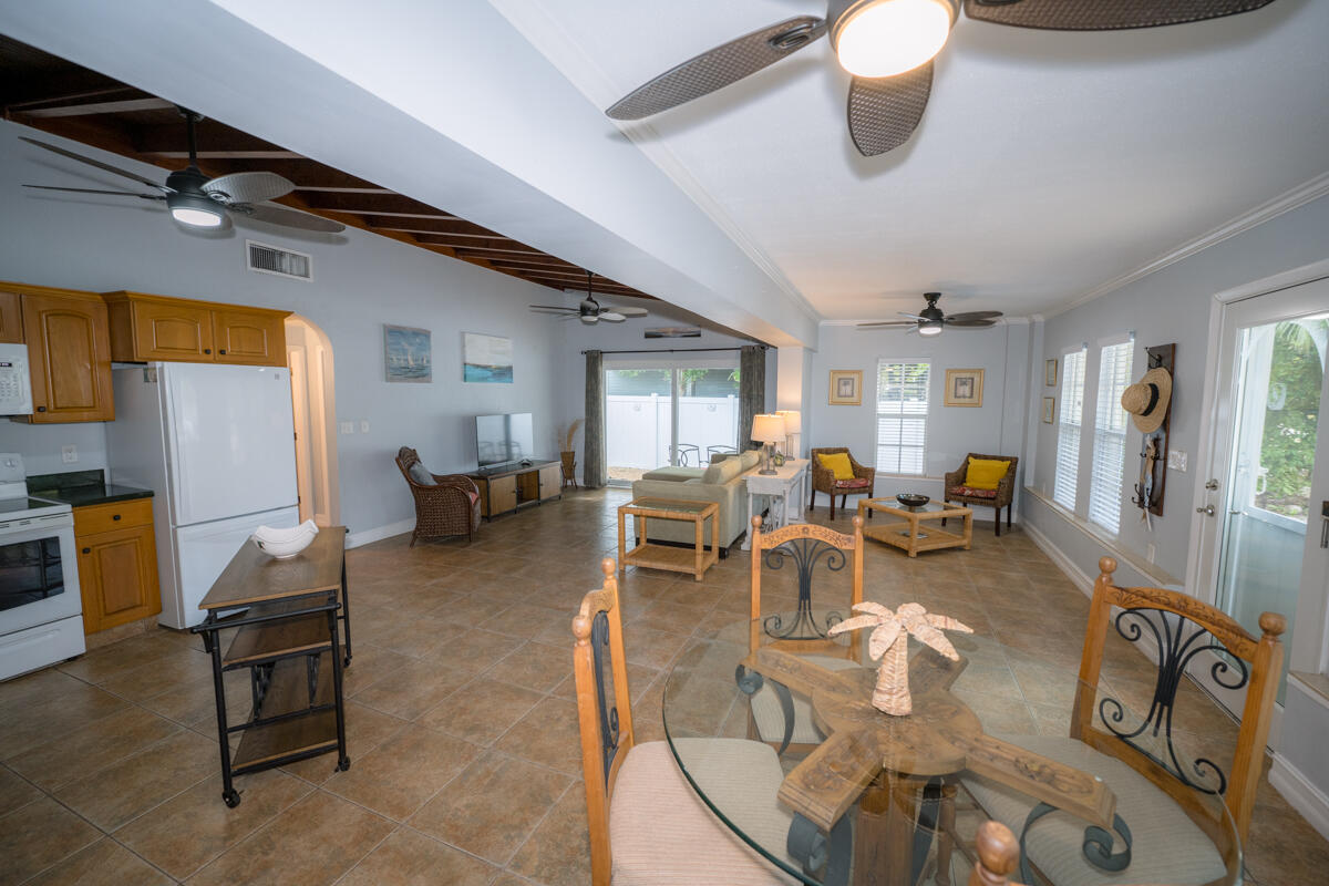 917 Lobster Lane