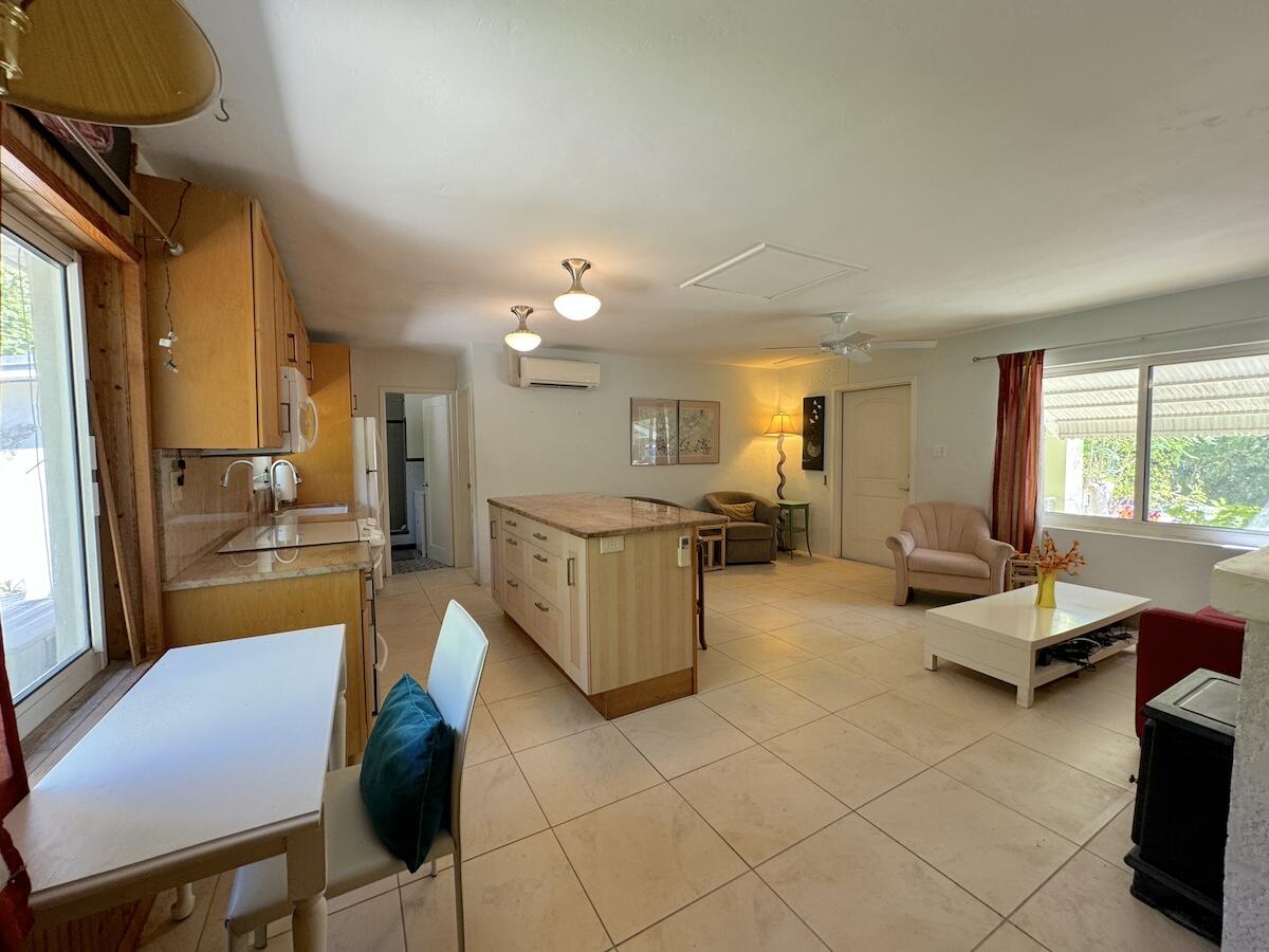 81 John Silver Drive