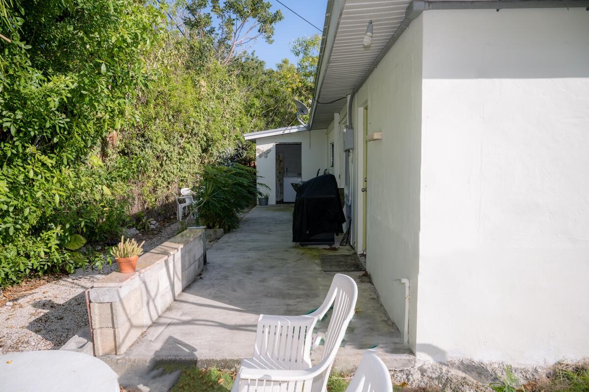 81 John Silver Drive