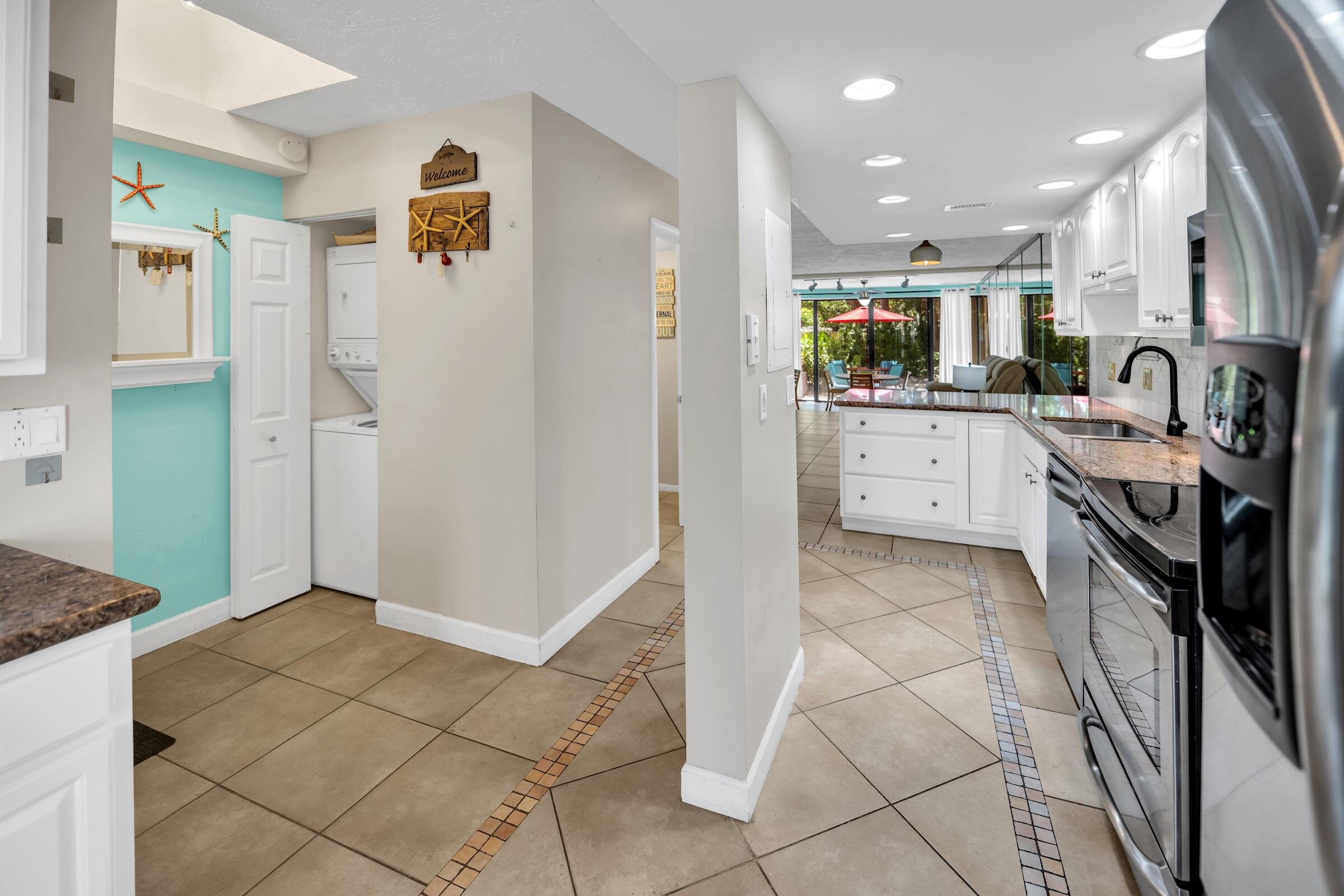 87200 Overseas Highway Unit: R6