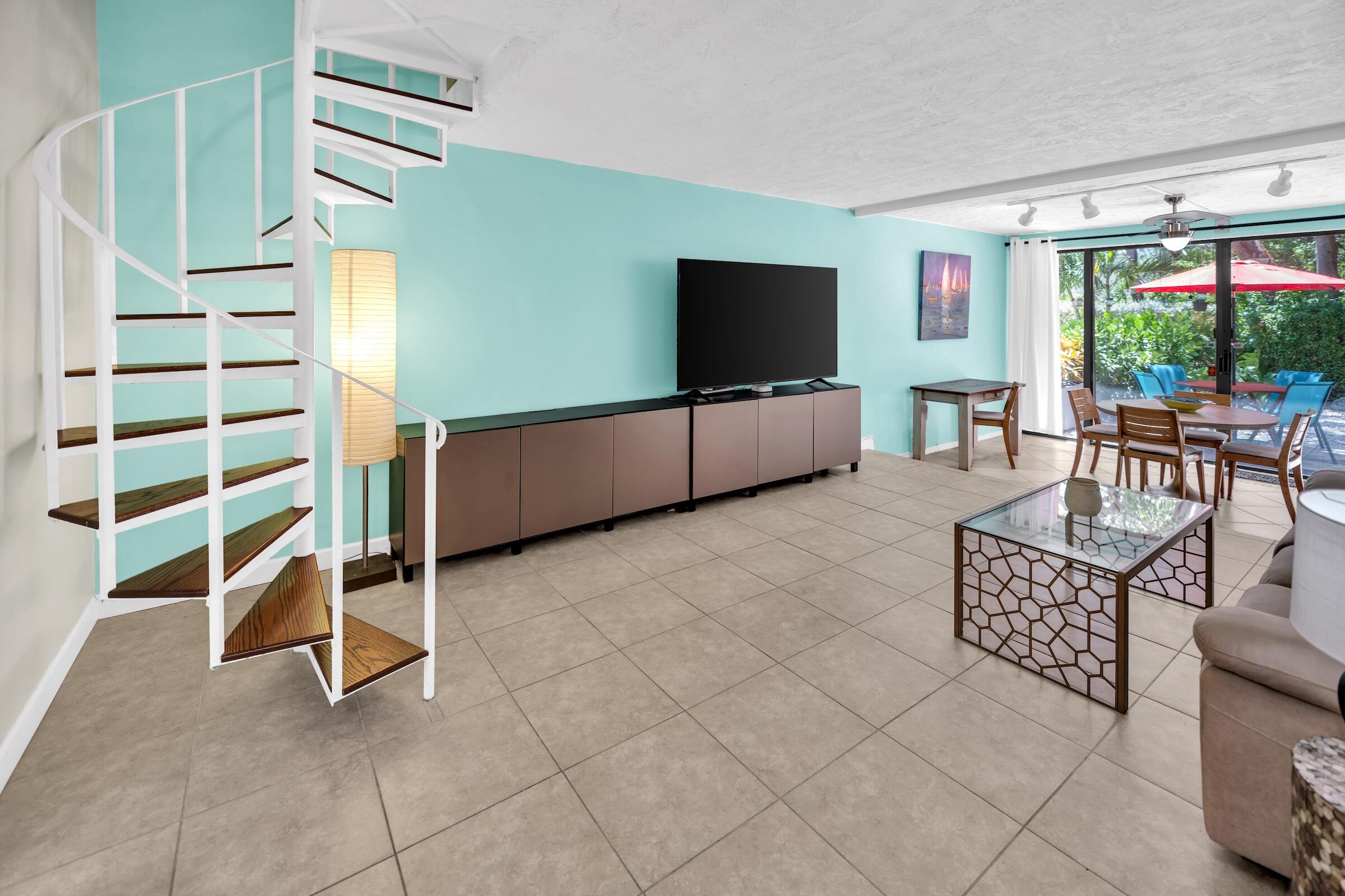 87200 Overseas Highway Unit: R6