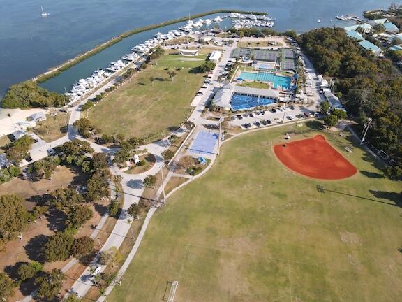 87200 Overseas Highway Unit: R6