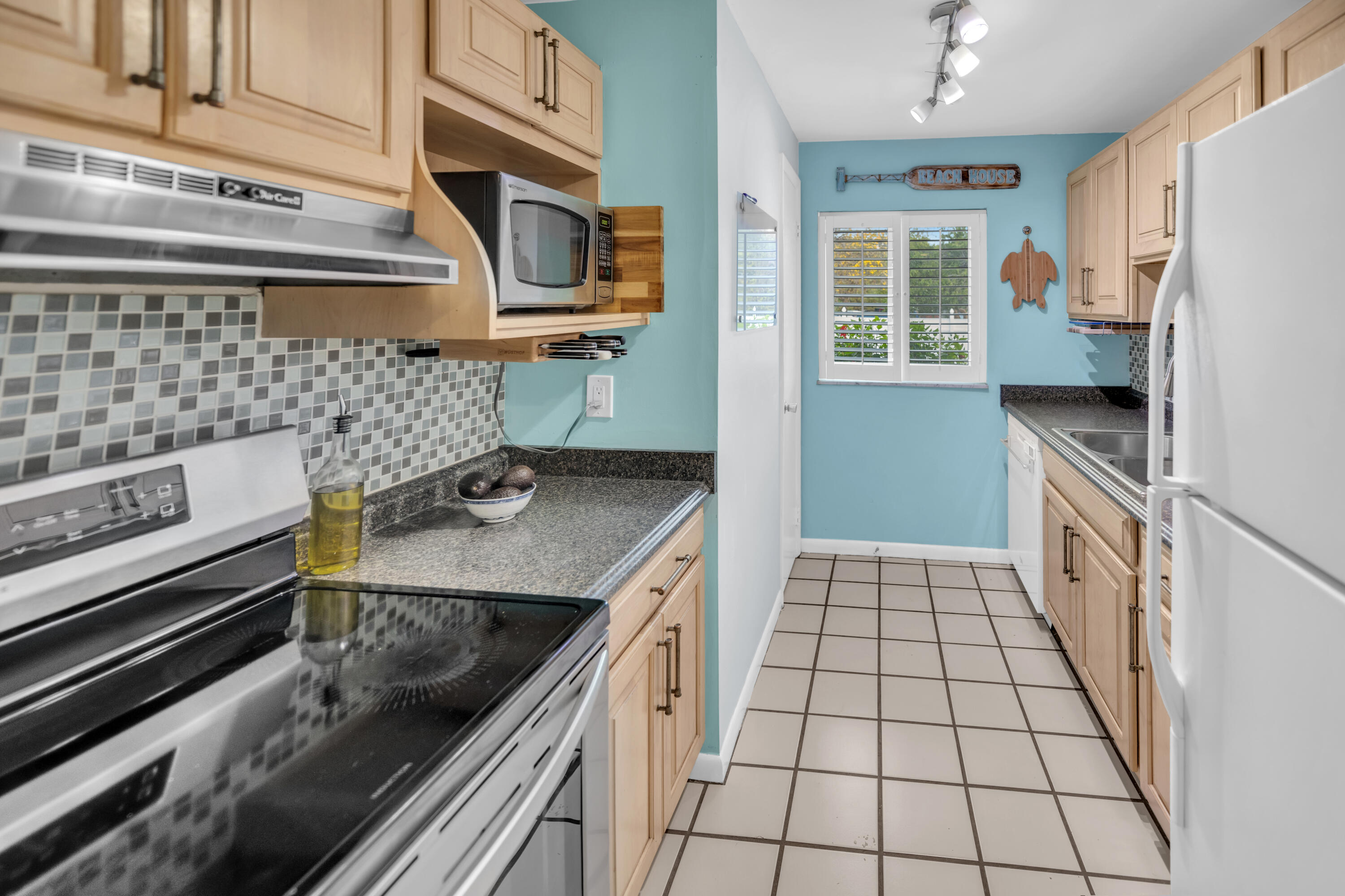 40 High Point Road Unit: C105