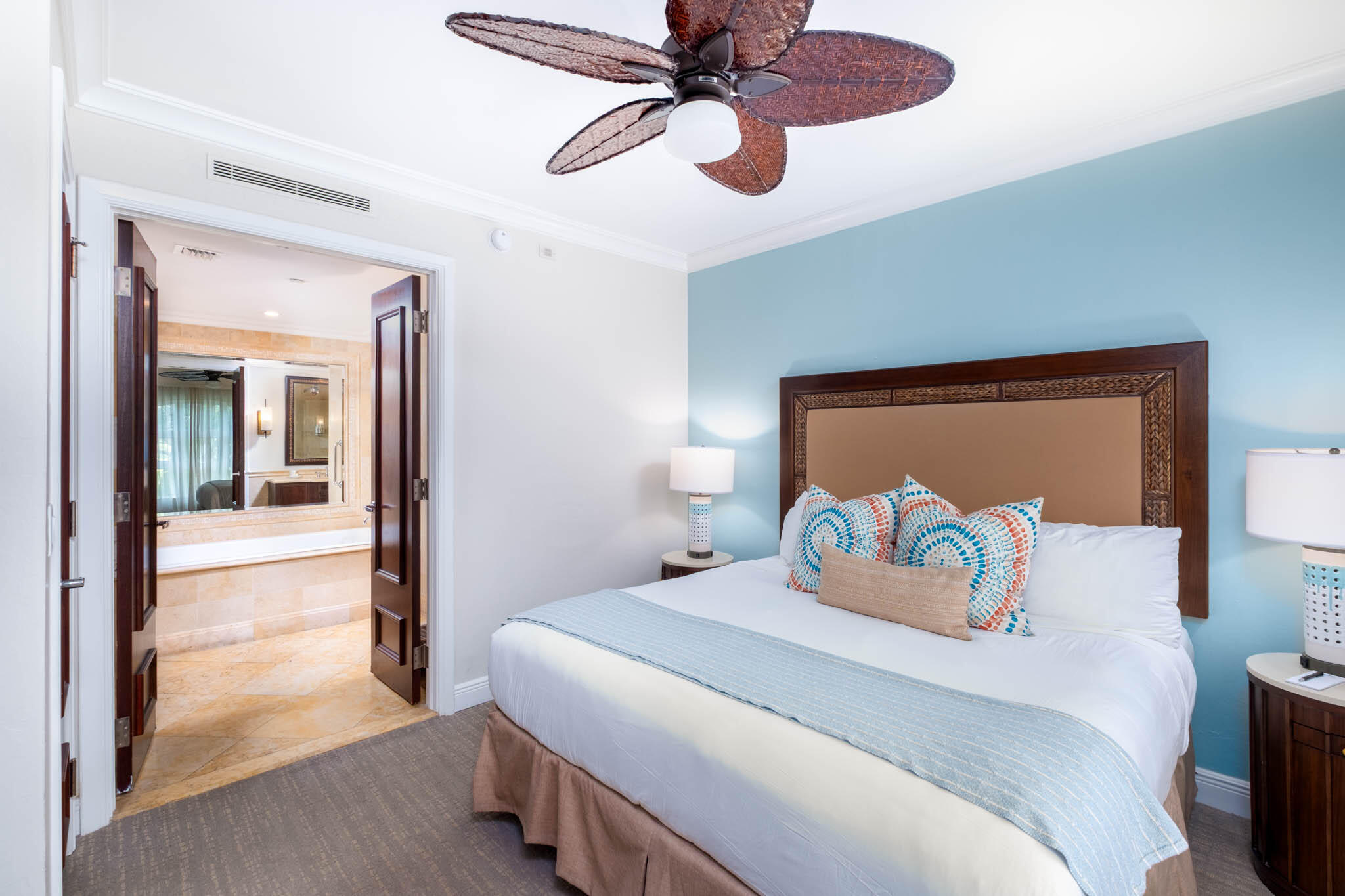 81801 Overseas Highway Unit: 754