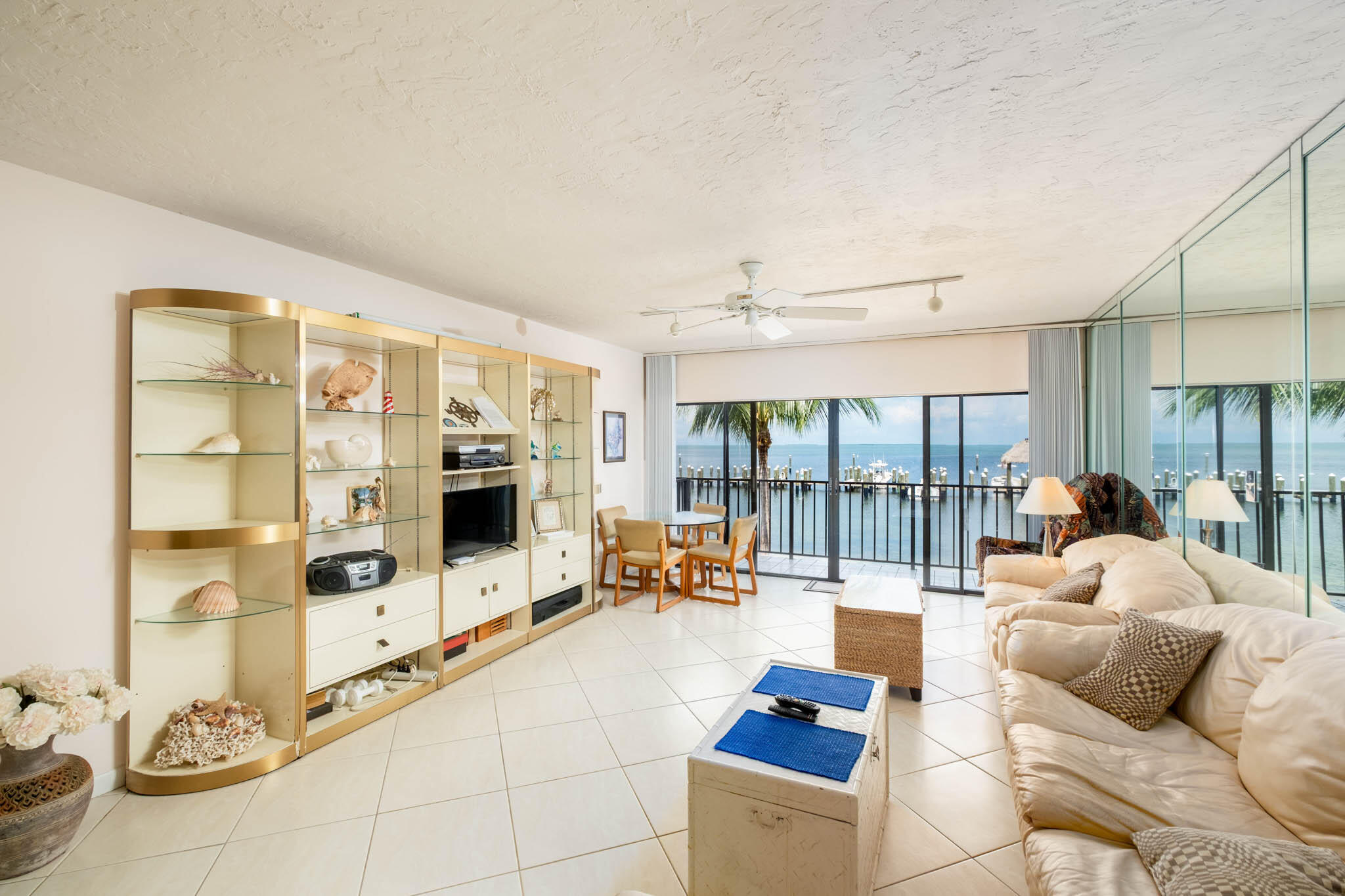 87200 Overseas Highway Unit: I3