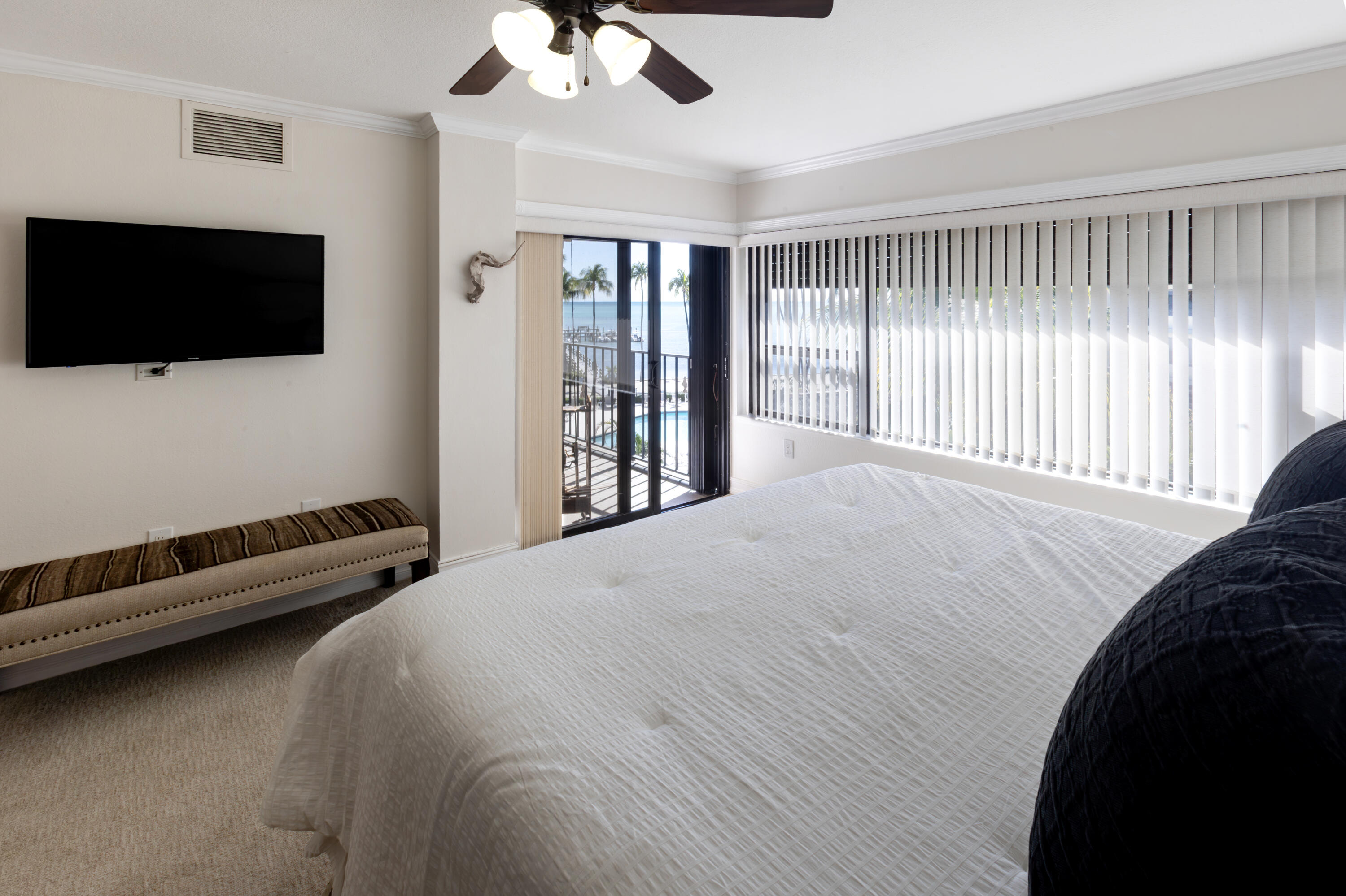 83201 Old Highway Unit: 405