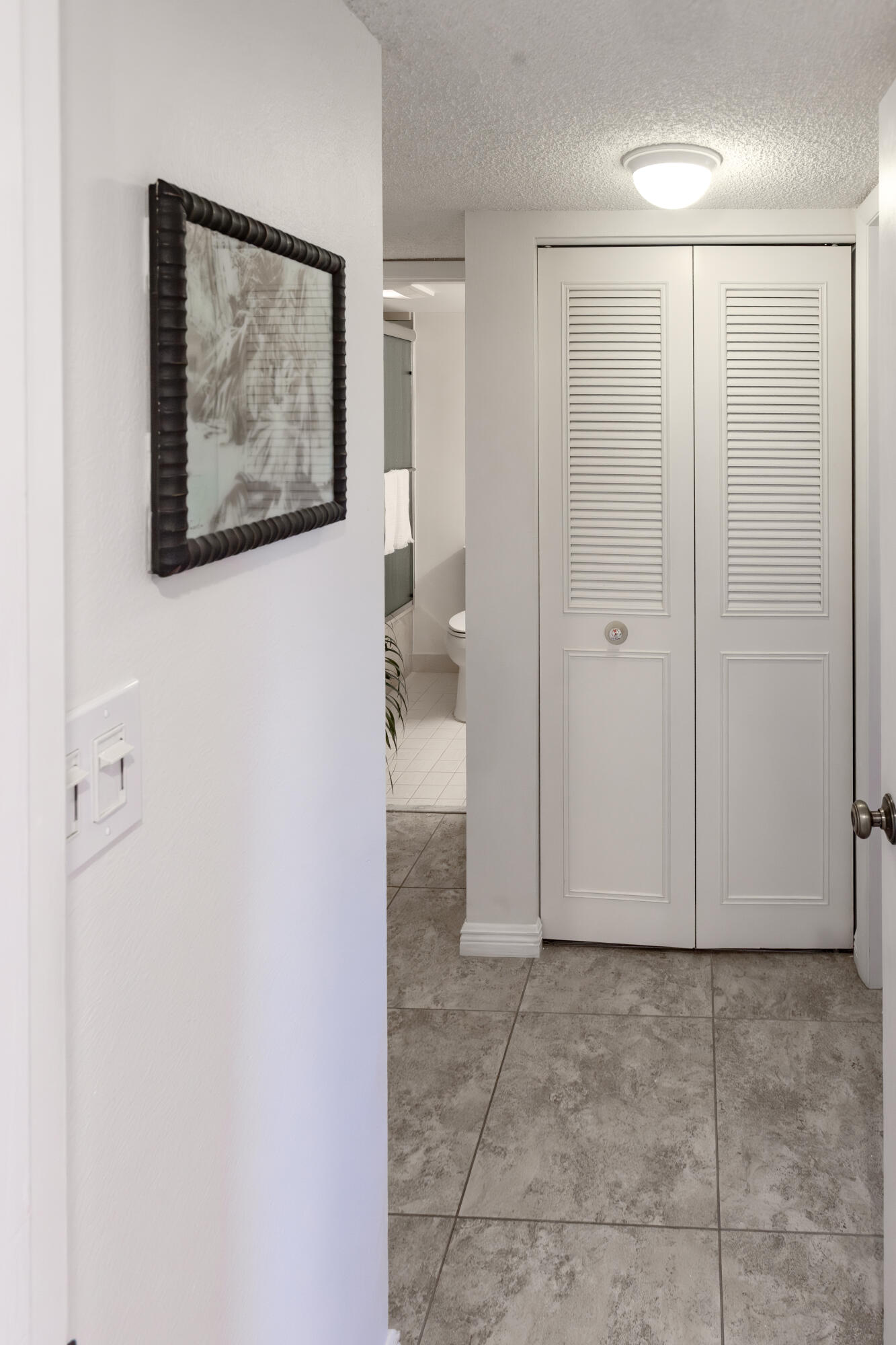 83201 Old Highway Unit: 405