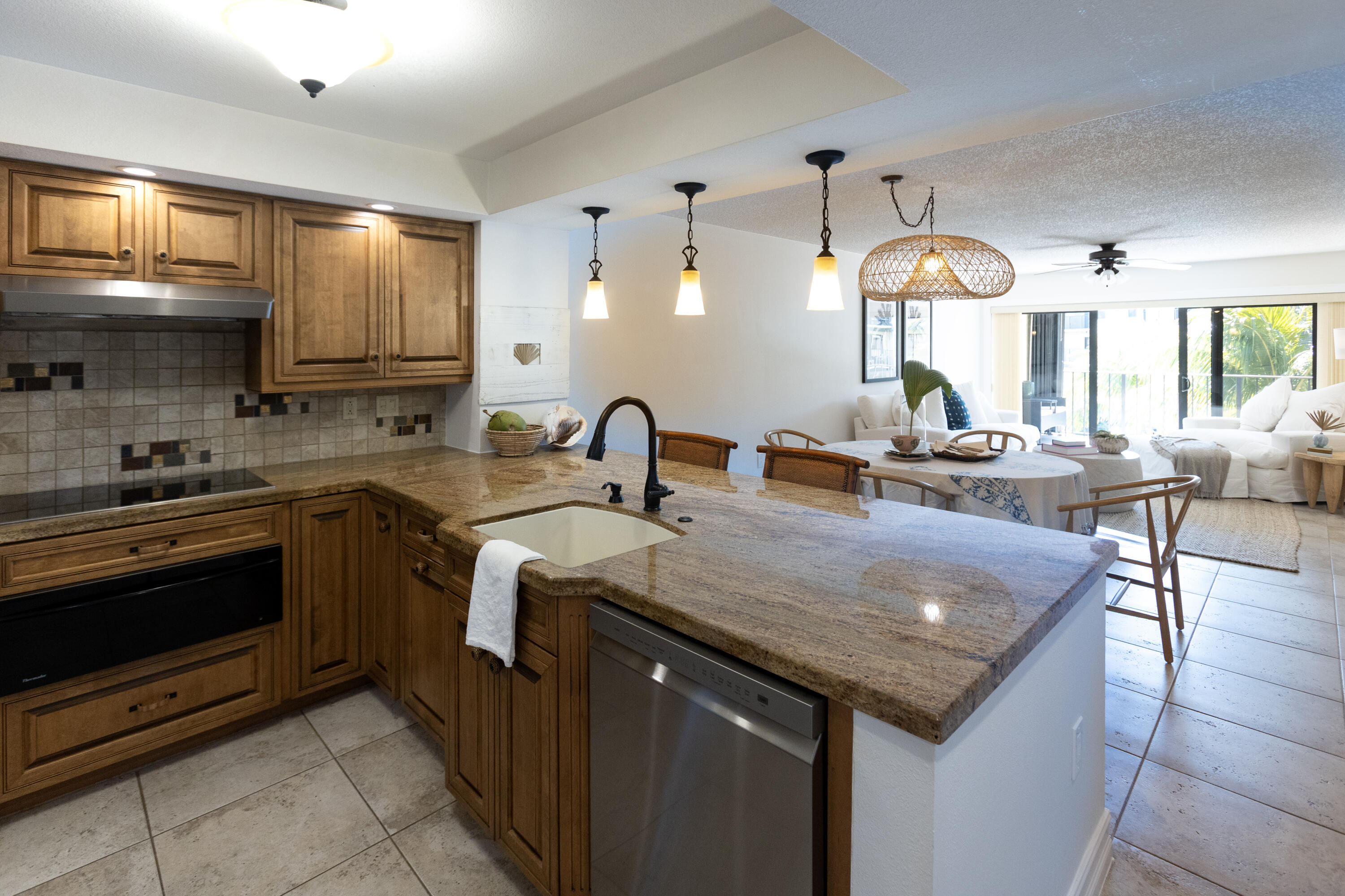 83201 Old Highway Unit: 405