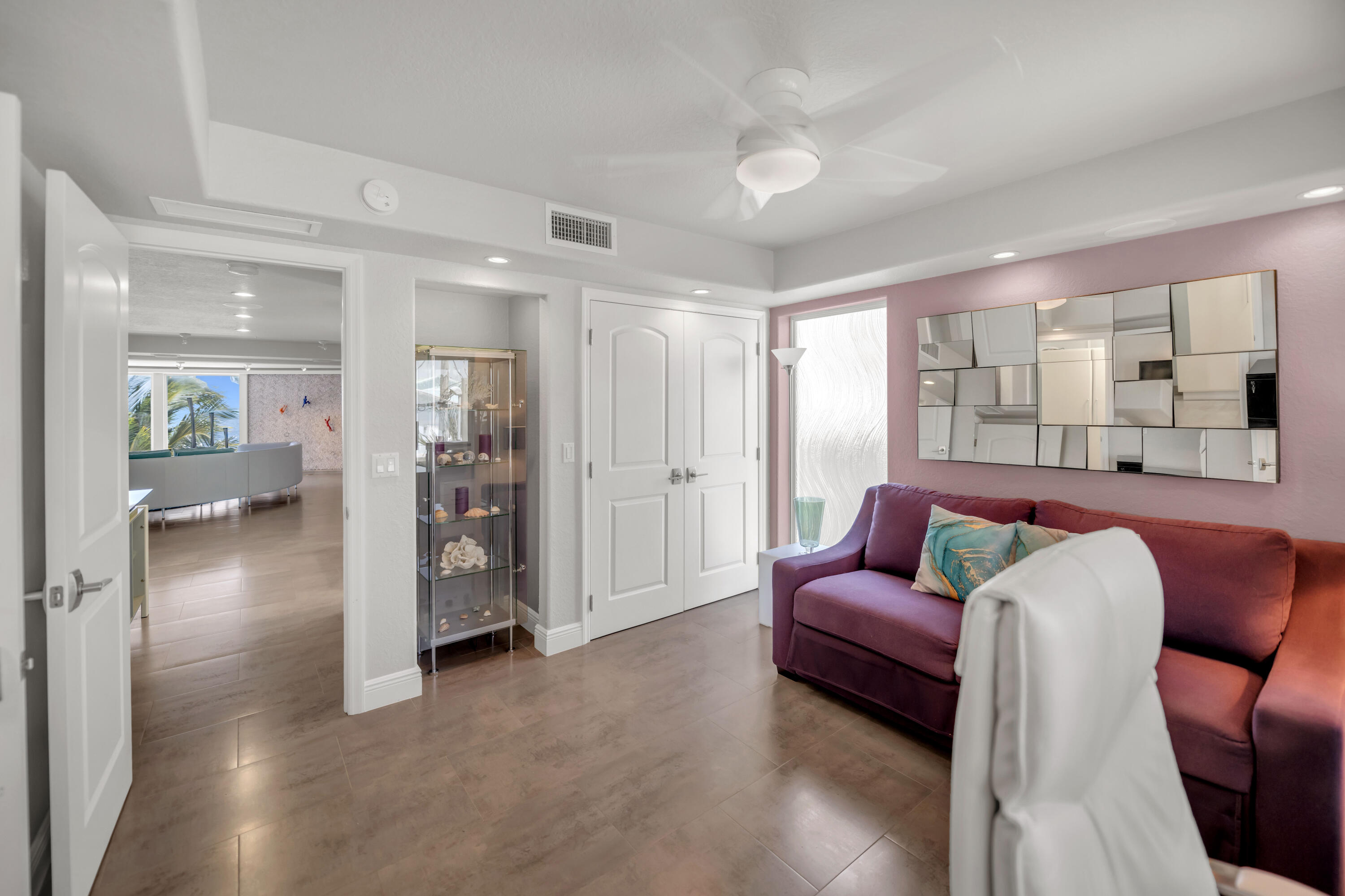 251 S Ocean Shores Drive