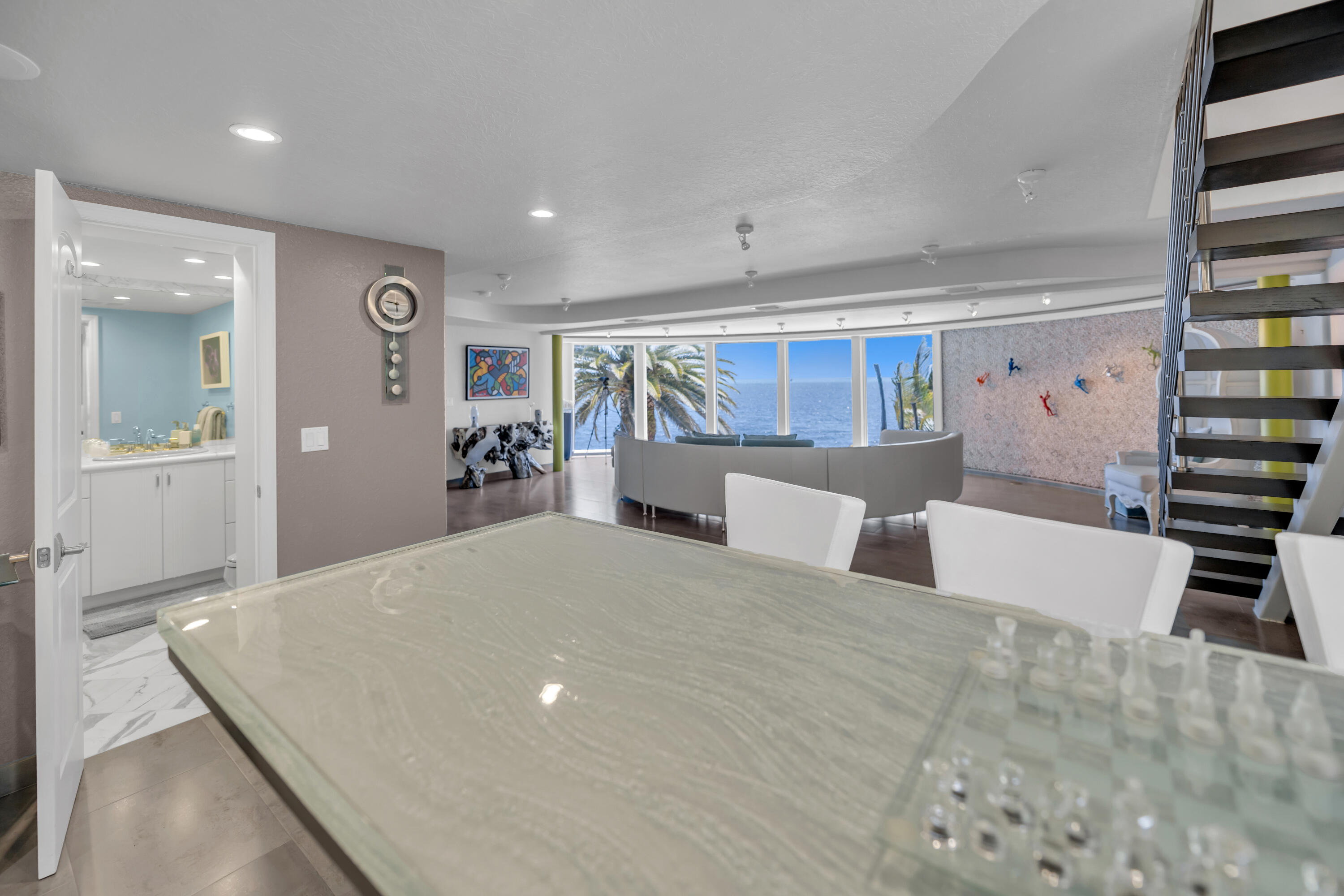 251 S Ocean Shores Drive