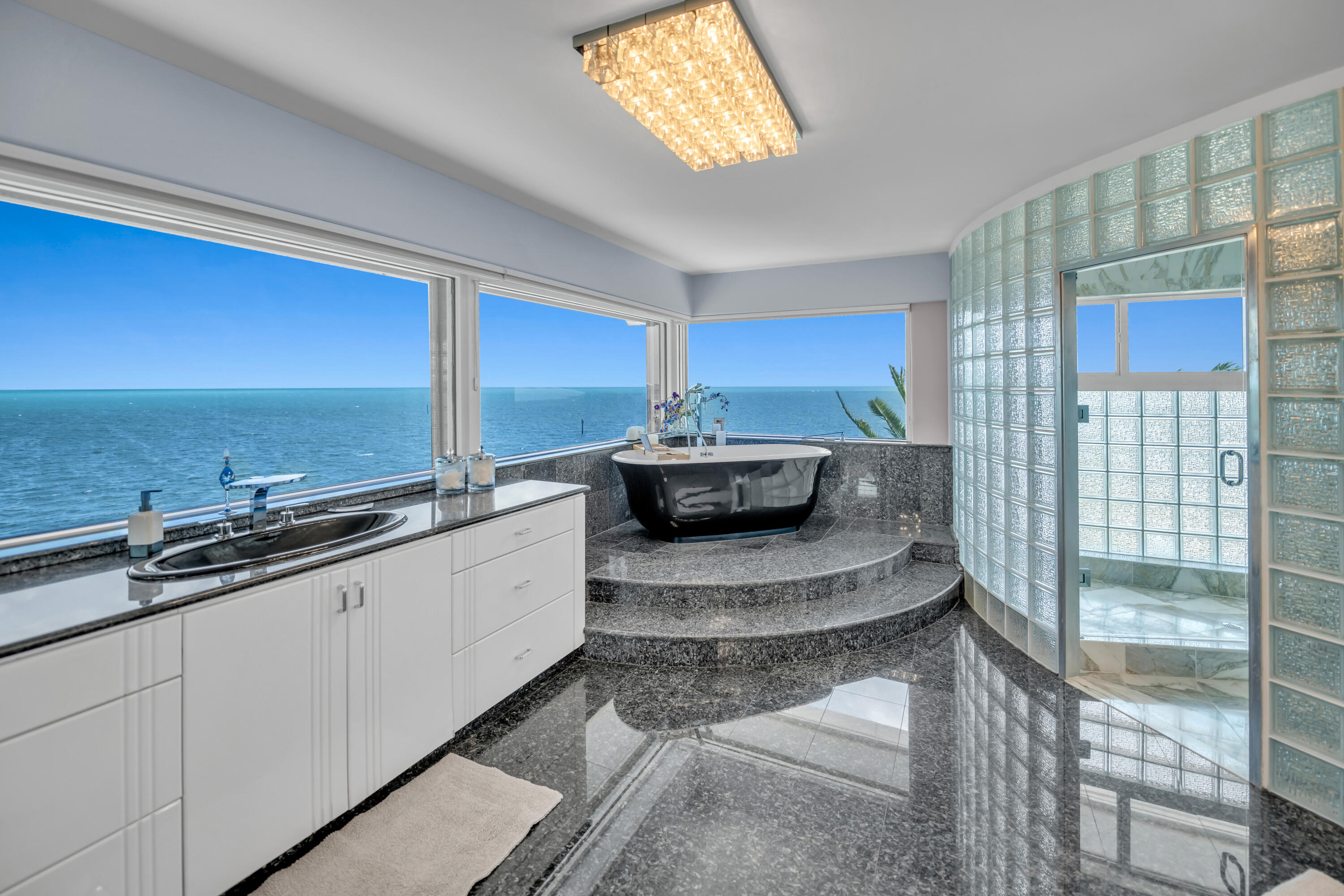 251 S Ocean Shores Drive