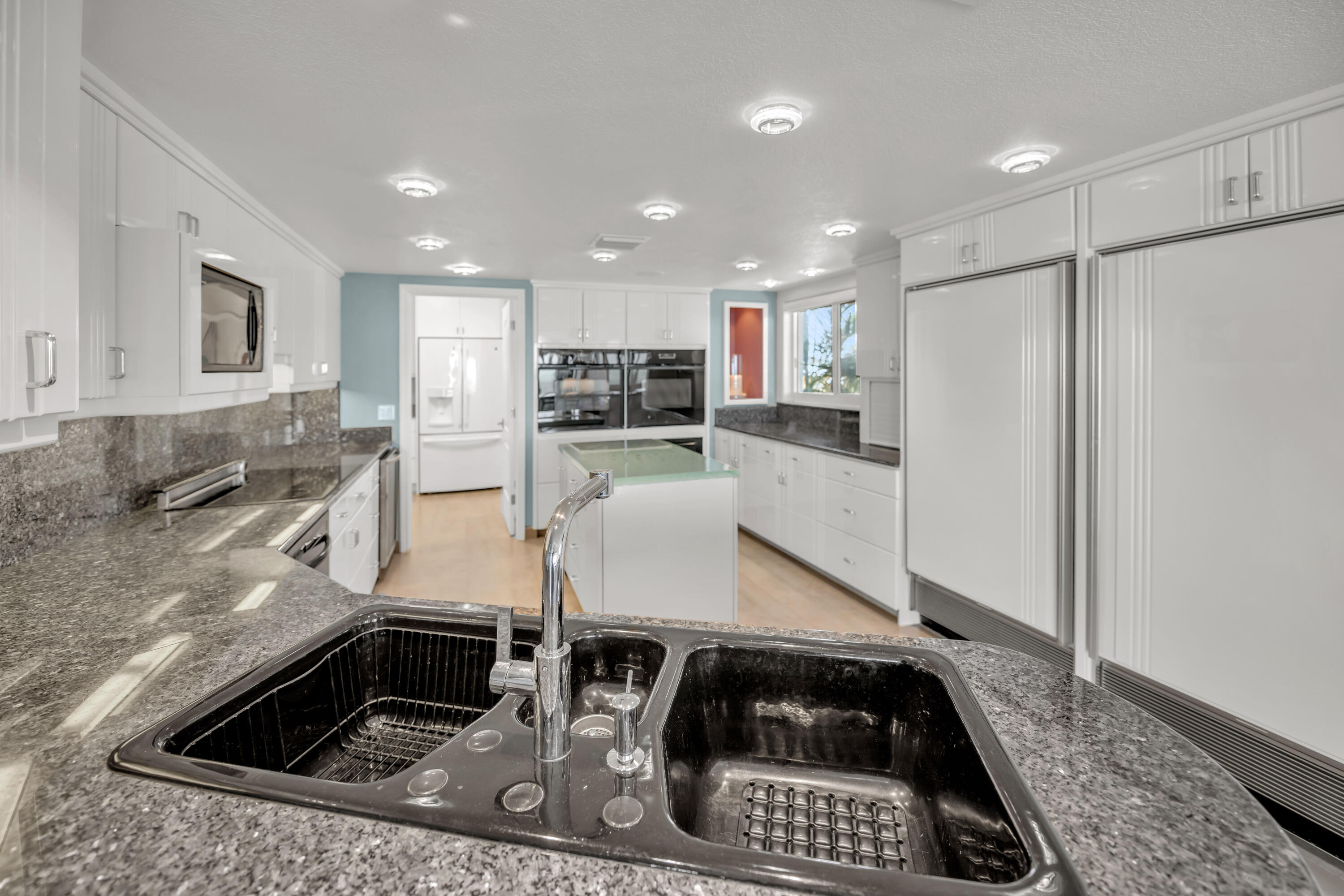 251 S Ocean Shores Drive