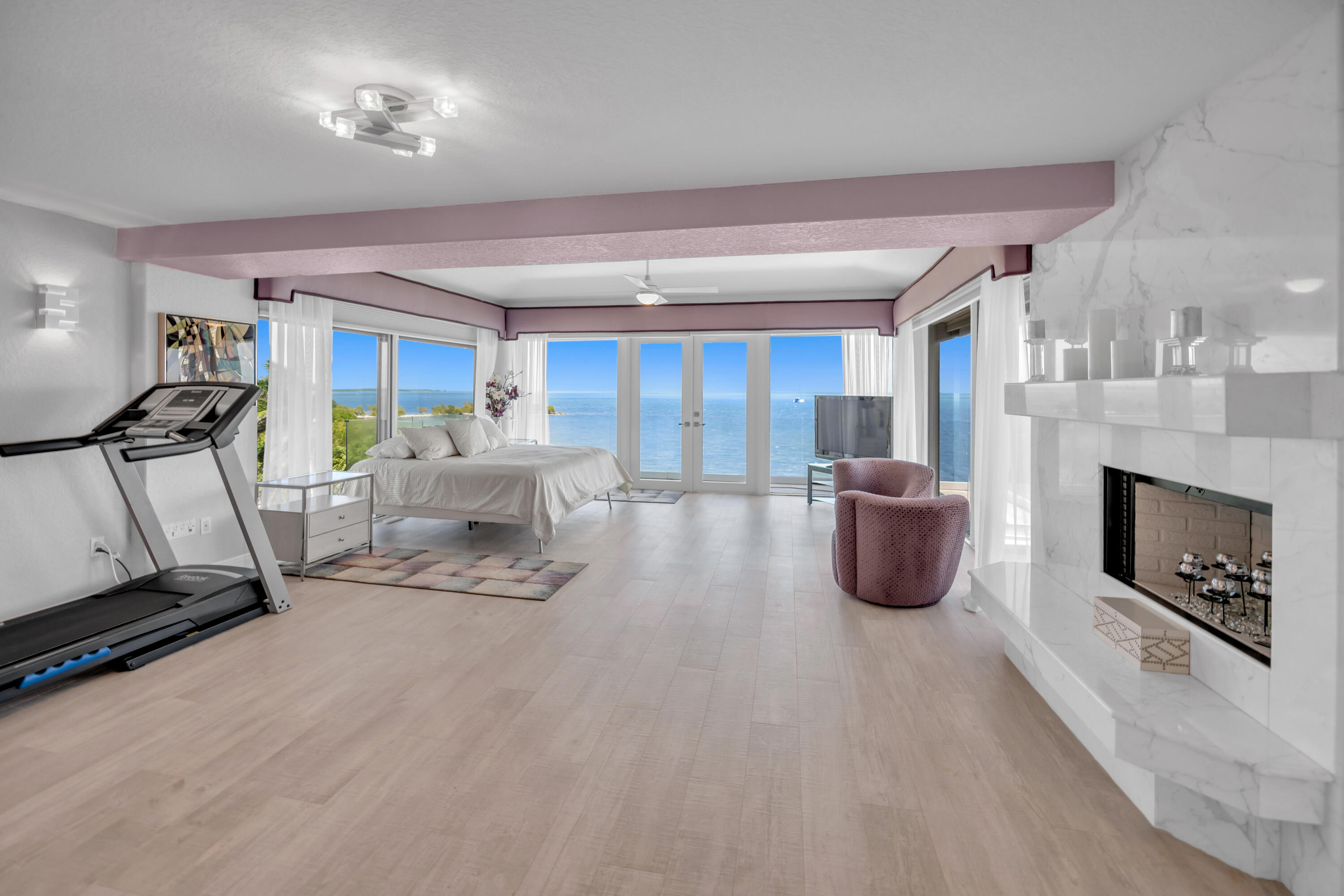 251 S Ocean Shores Drive