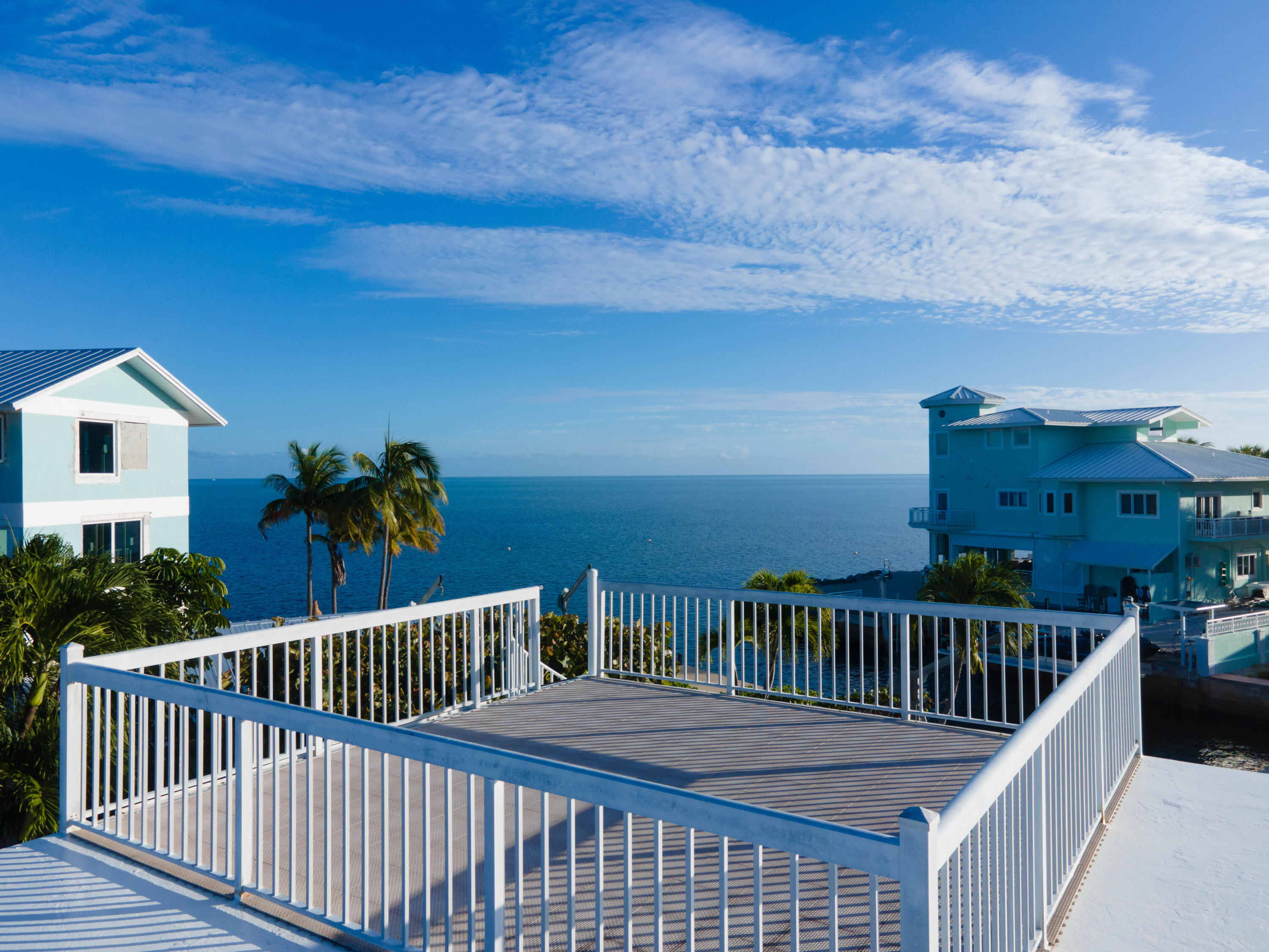 1202 Mockingbird Road