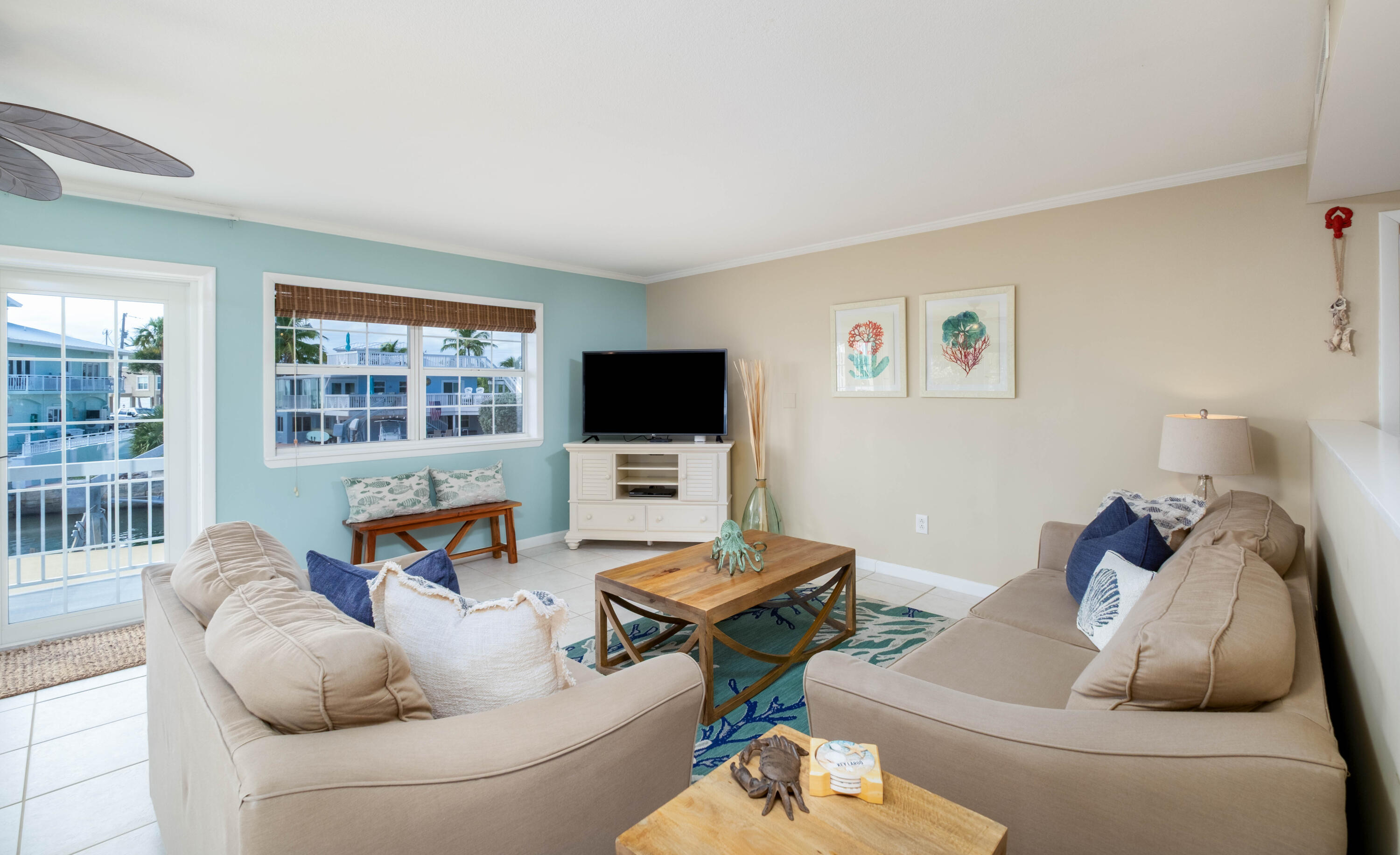 1202 Mockingbird Road