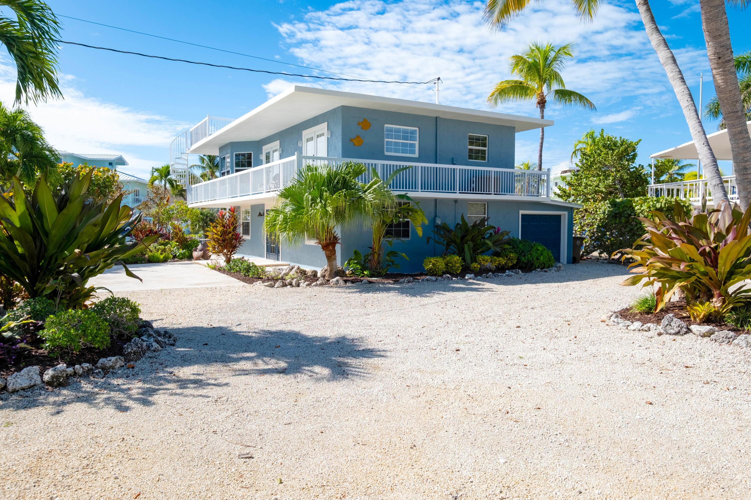 1202 Mockingbird Road