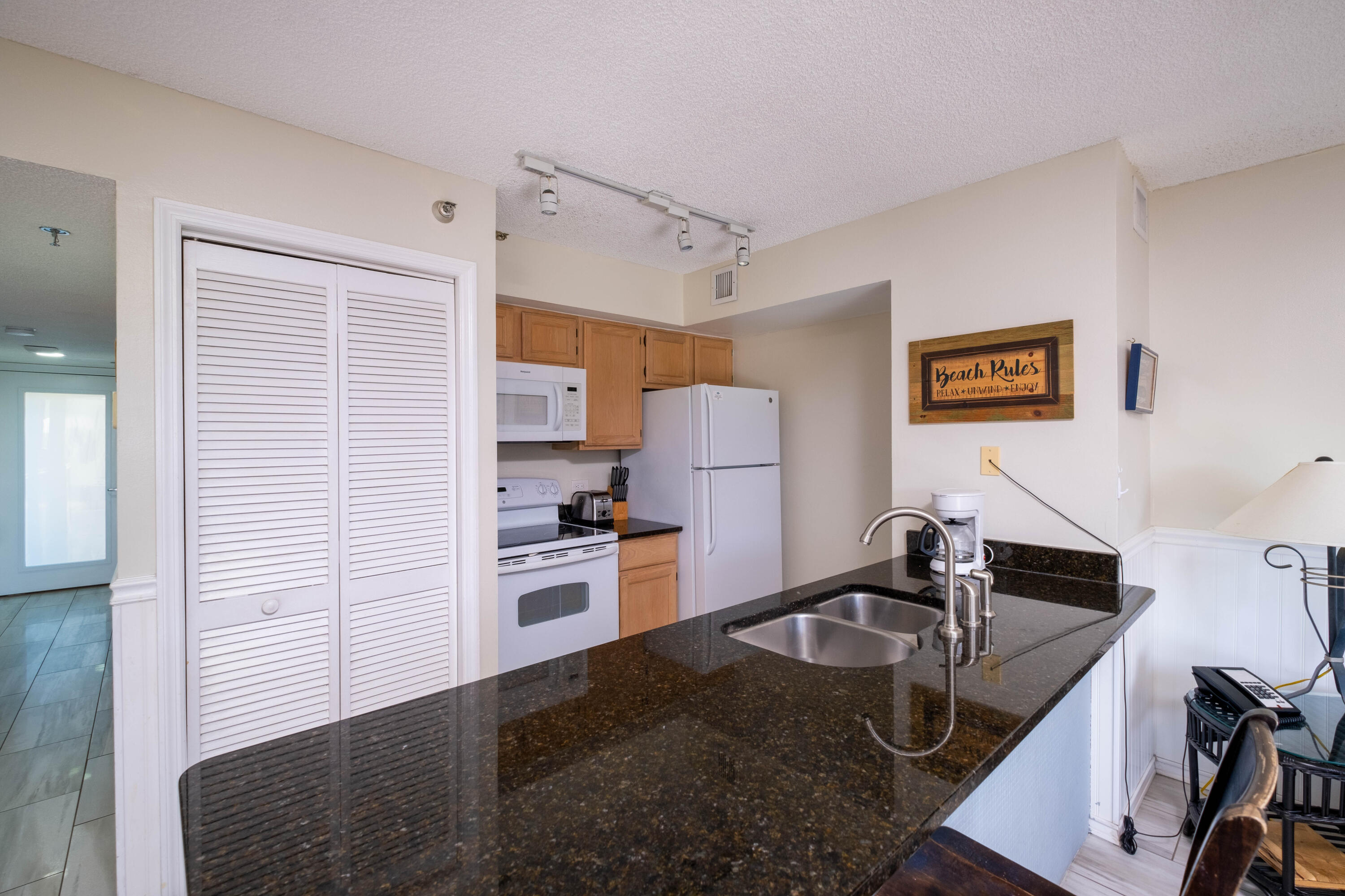 500 Burton Drive Unit: 2207