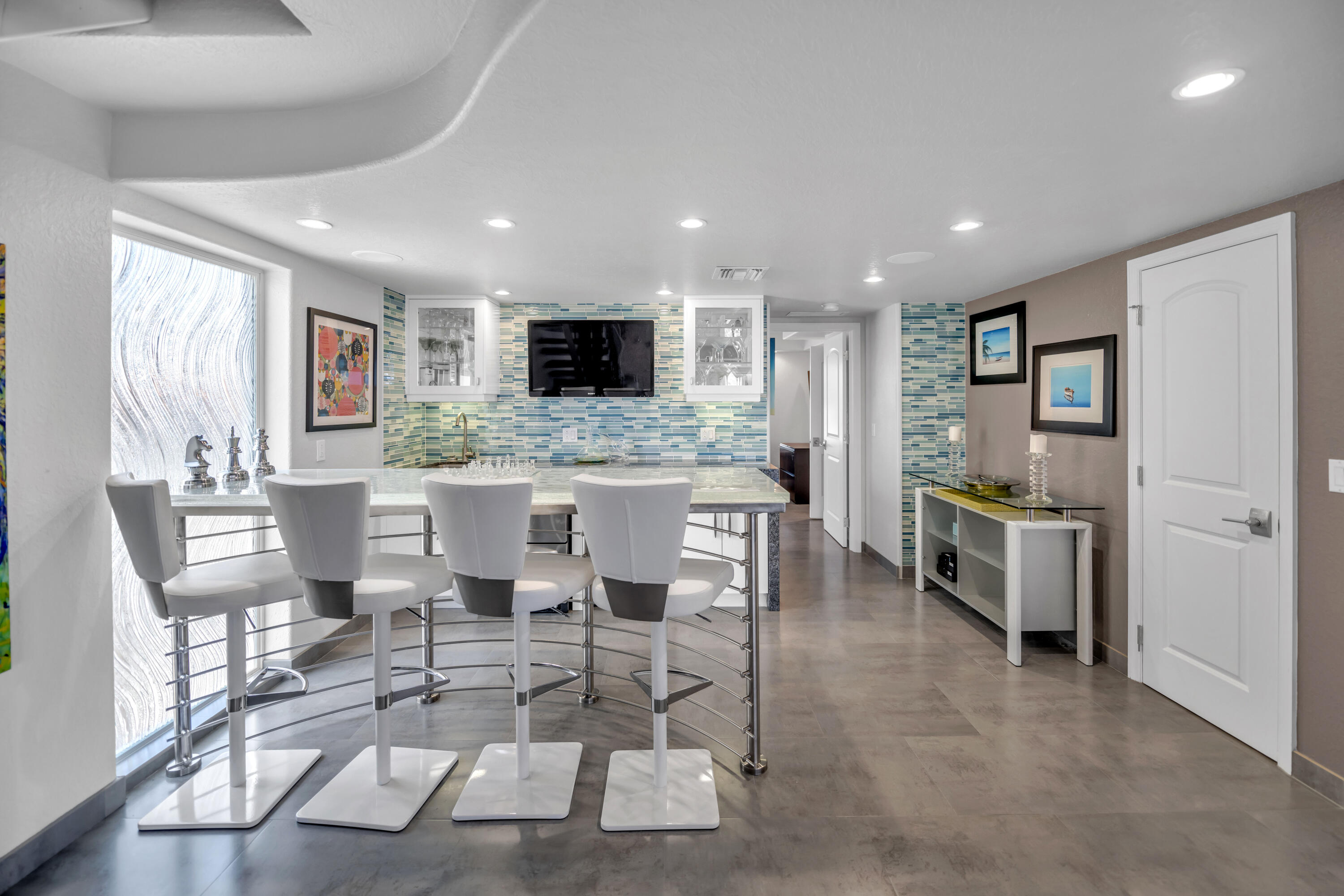 251 S Ocean Shores Drive