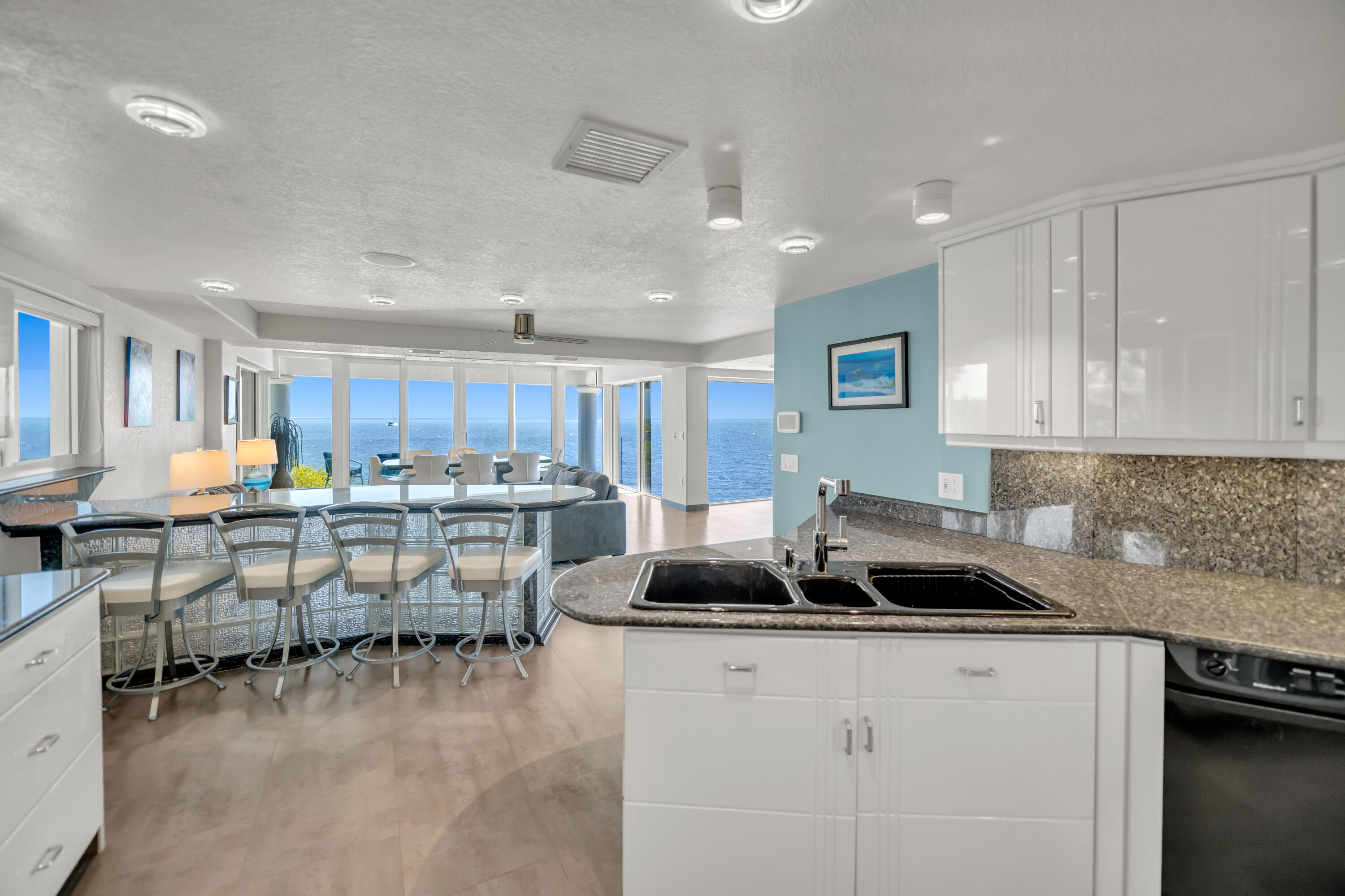 251 S Ocean Shores Drive