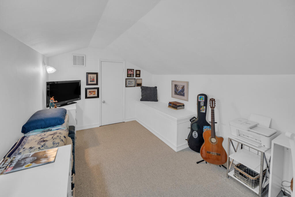170 Hibiscus Street