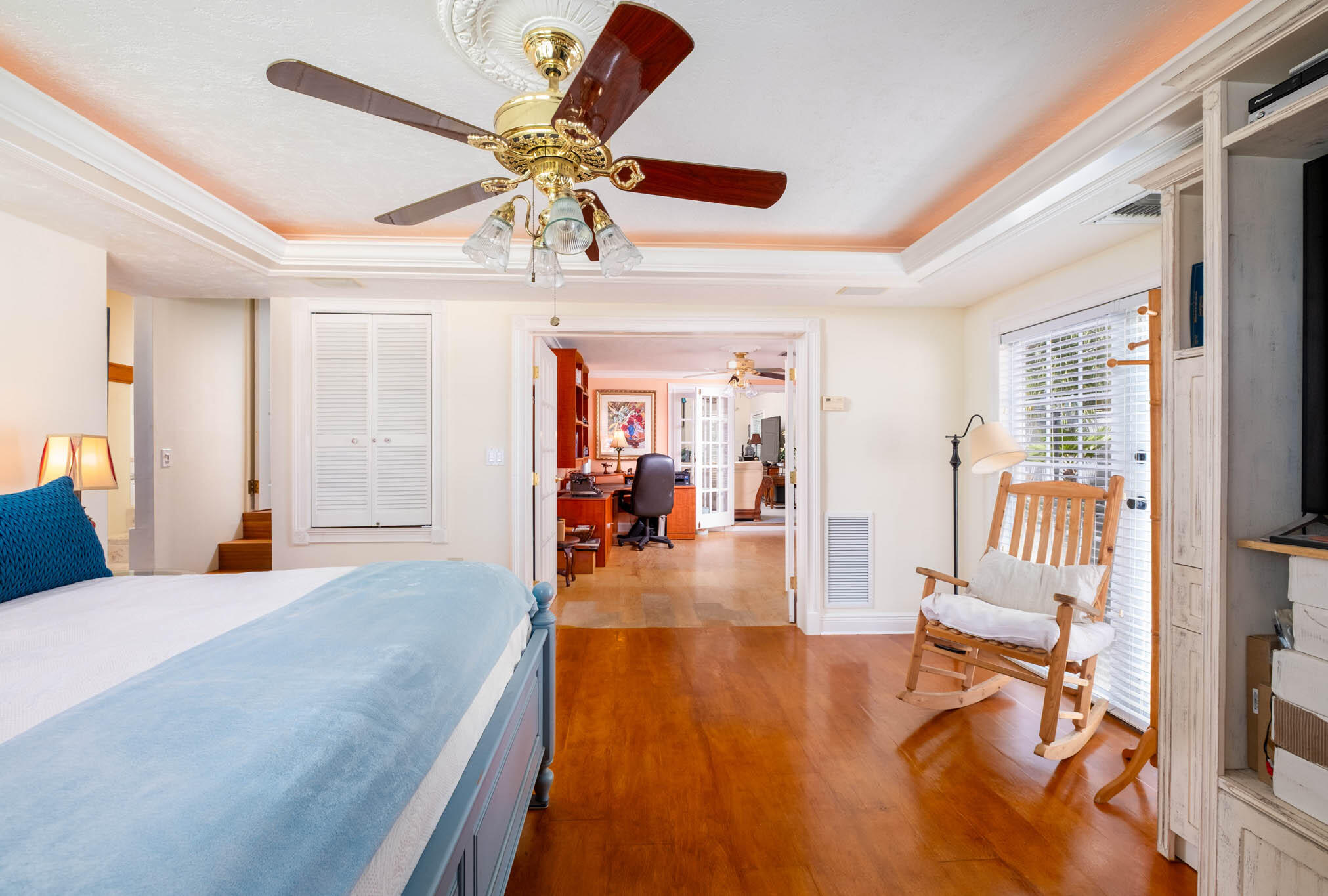 106 Gardenia Avenue