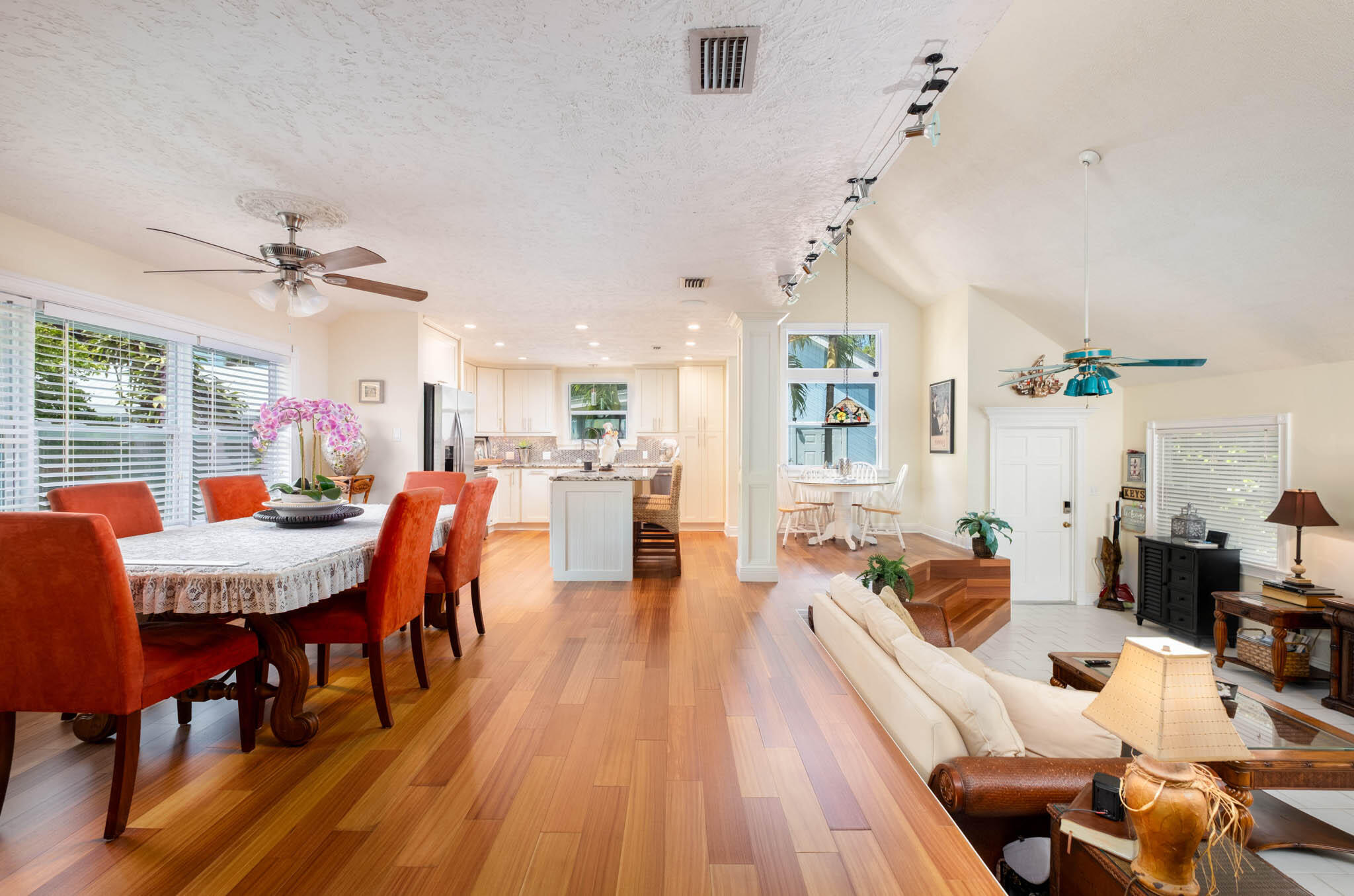 106 Gardenia Avenue