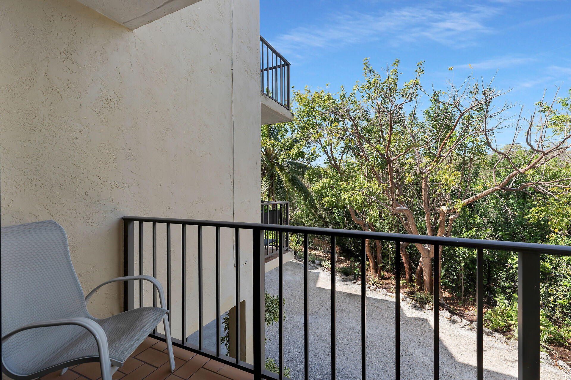 75710 Overseas Highway Unit: 1
