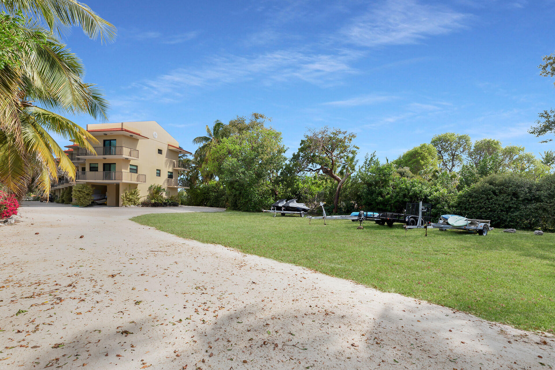 75710 Overseas Highway Unit: 1