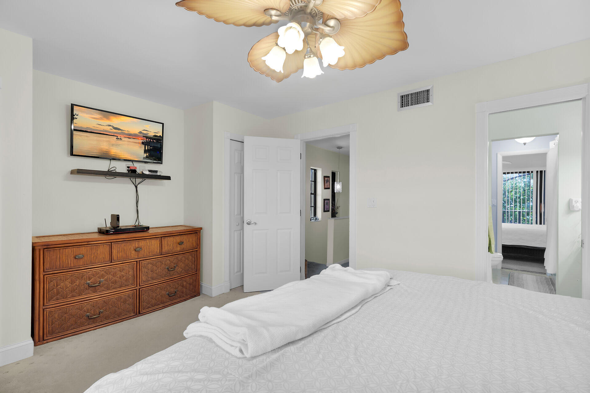 75710 Overseas Highway Unit: 1