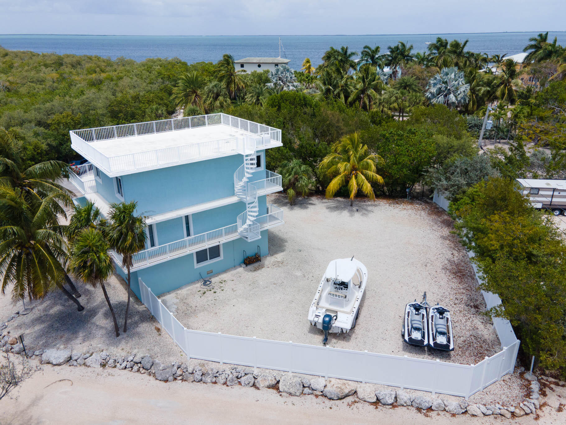1526 Shaw Drive