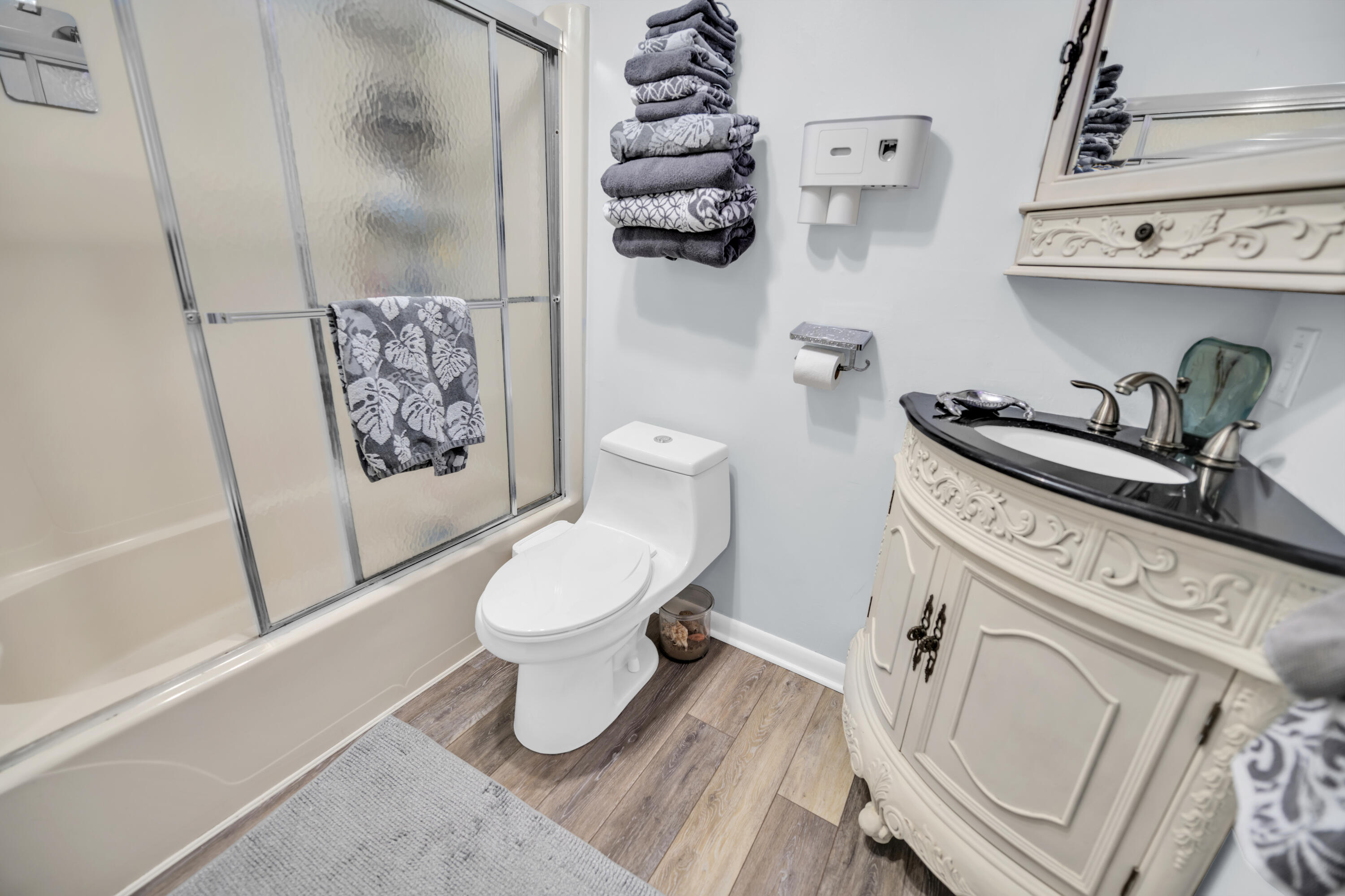 40 High Point Road Unit: 402