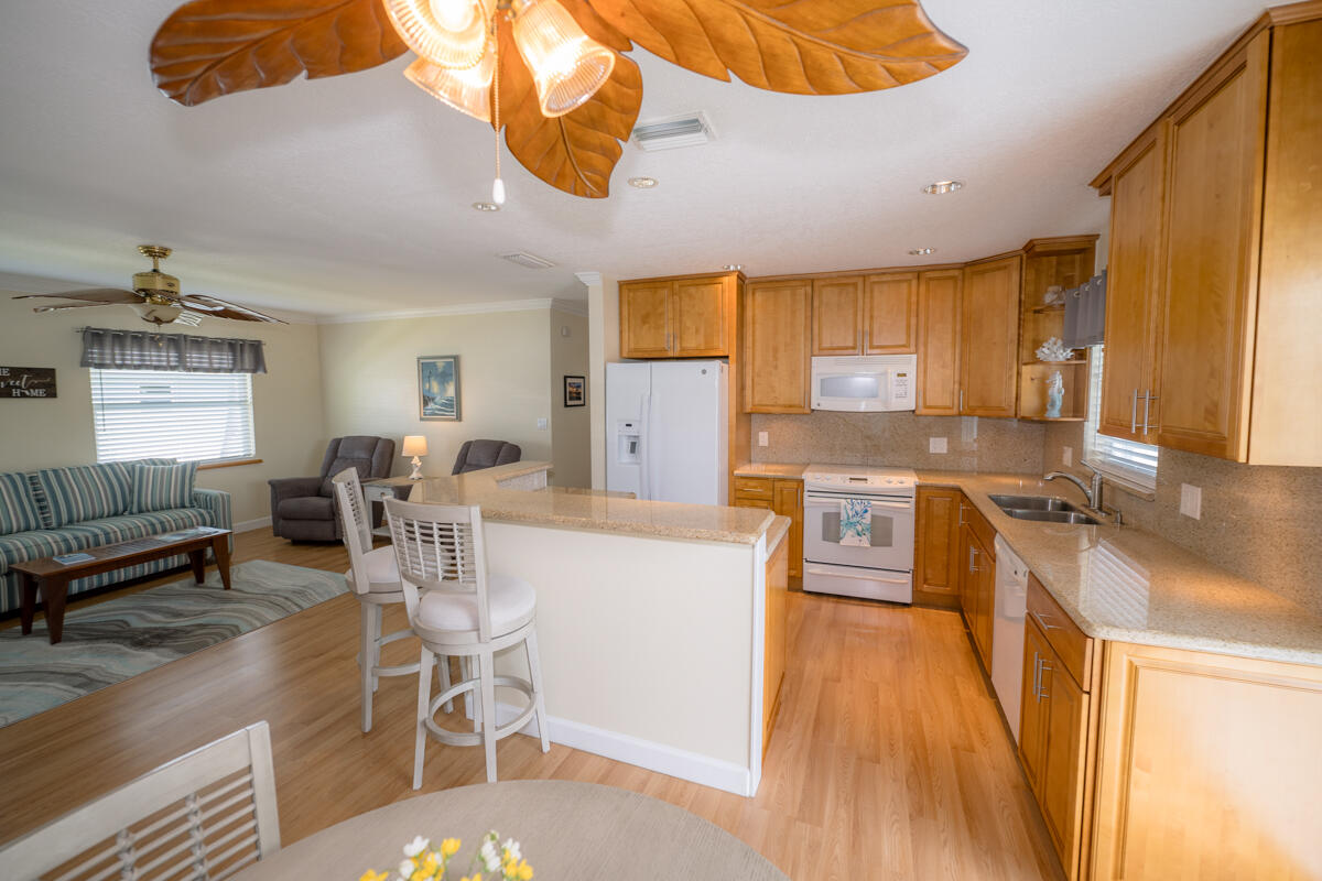 40 High Point Road 703