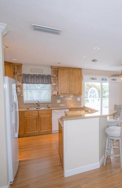 40 High Point Road 703