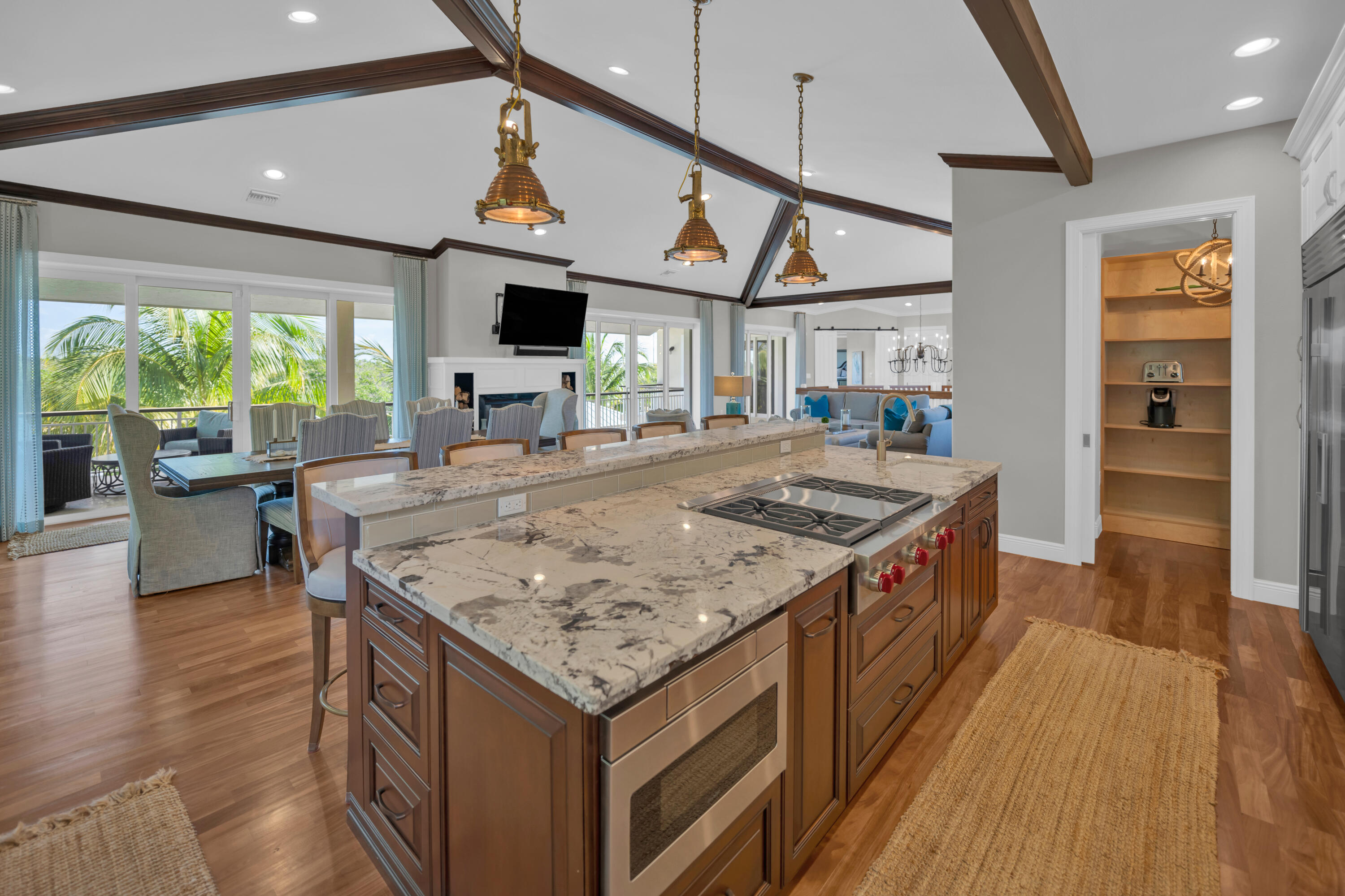 430 Palm Drive