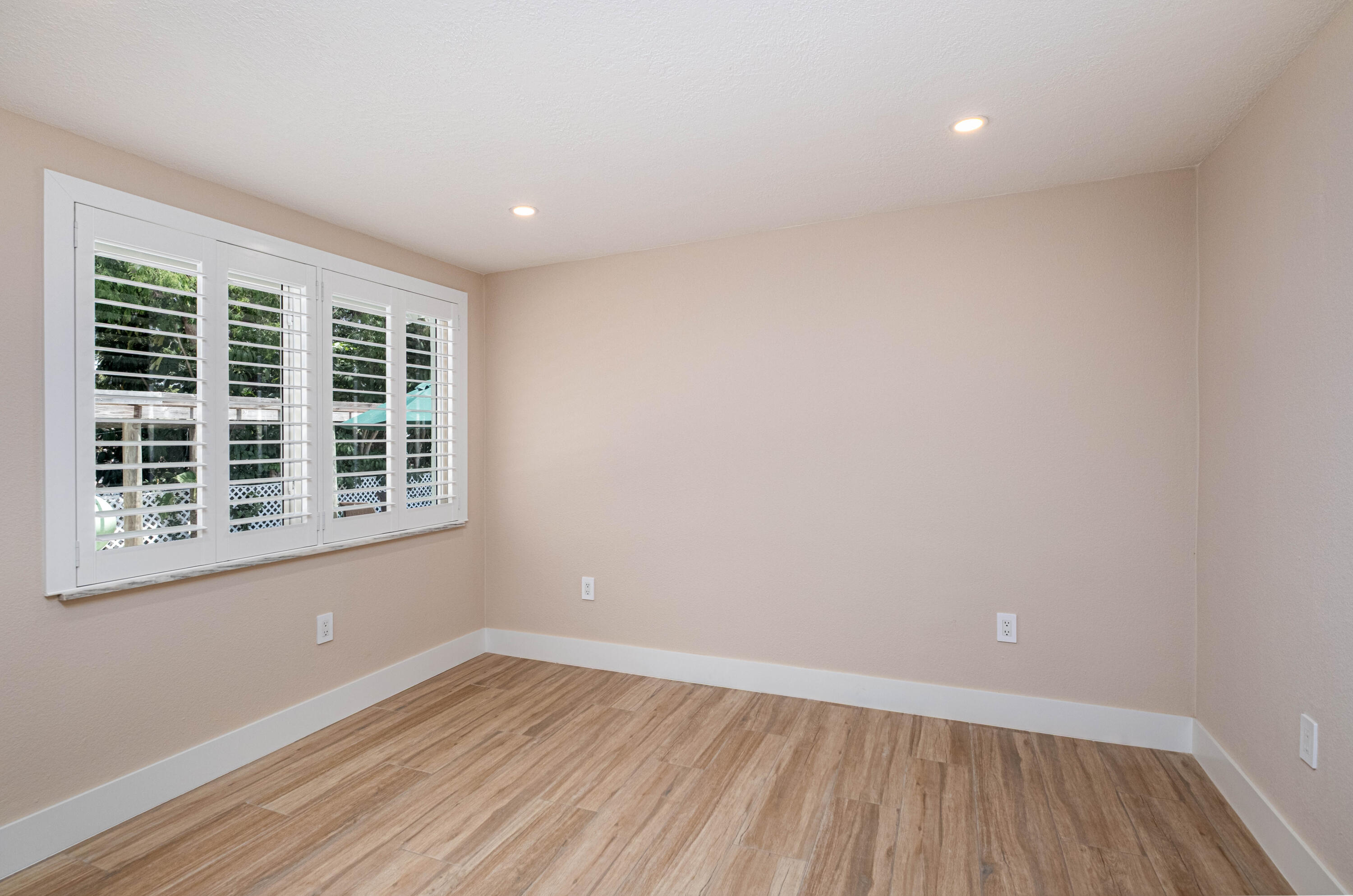 28 Bonefish Avenue