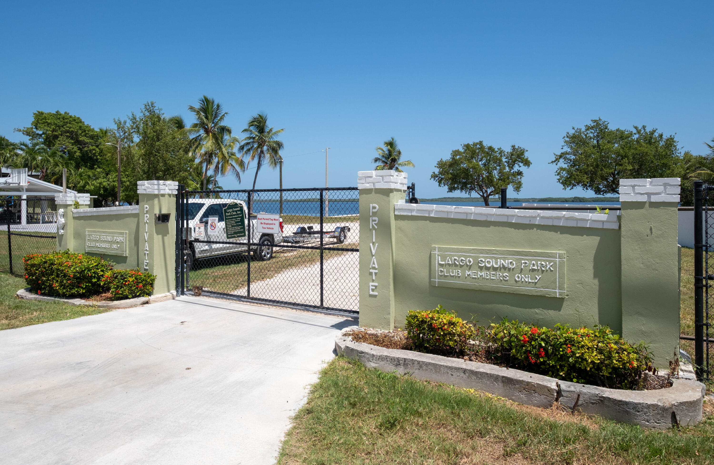 28 Bonefish Avenue