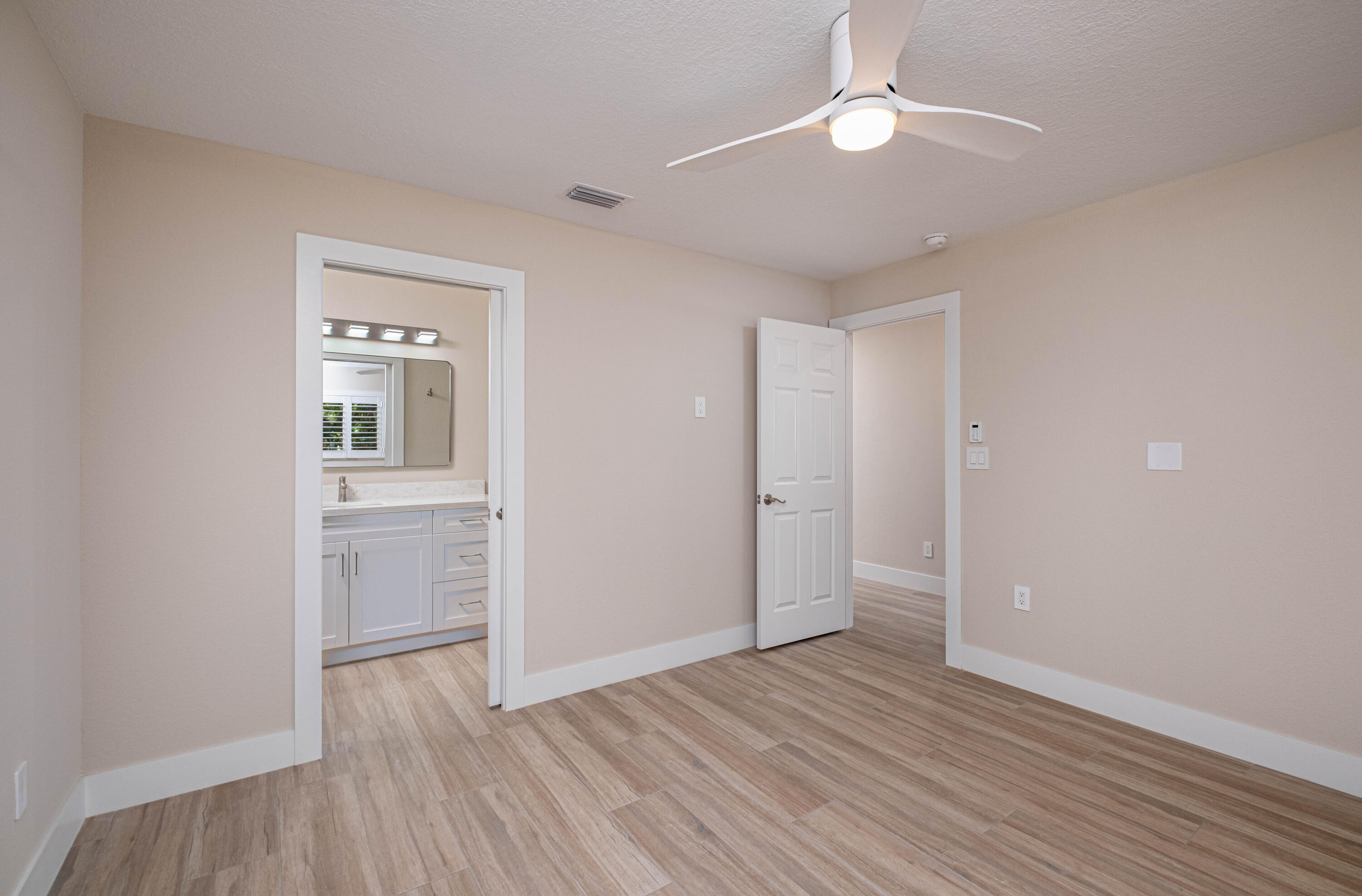 28 Bonefish Avenue