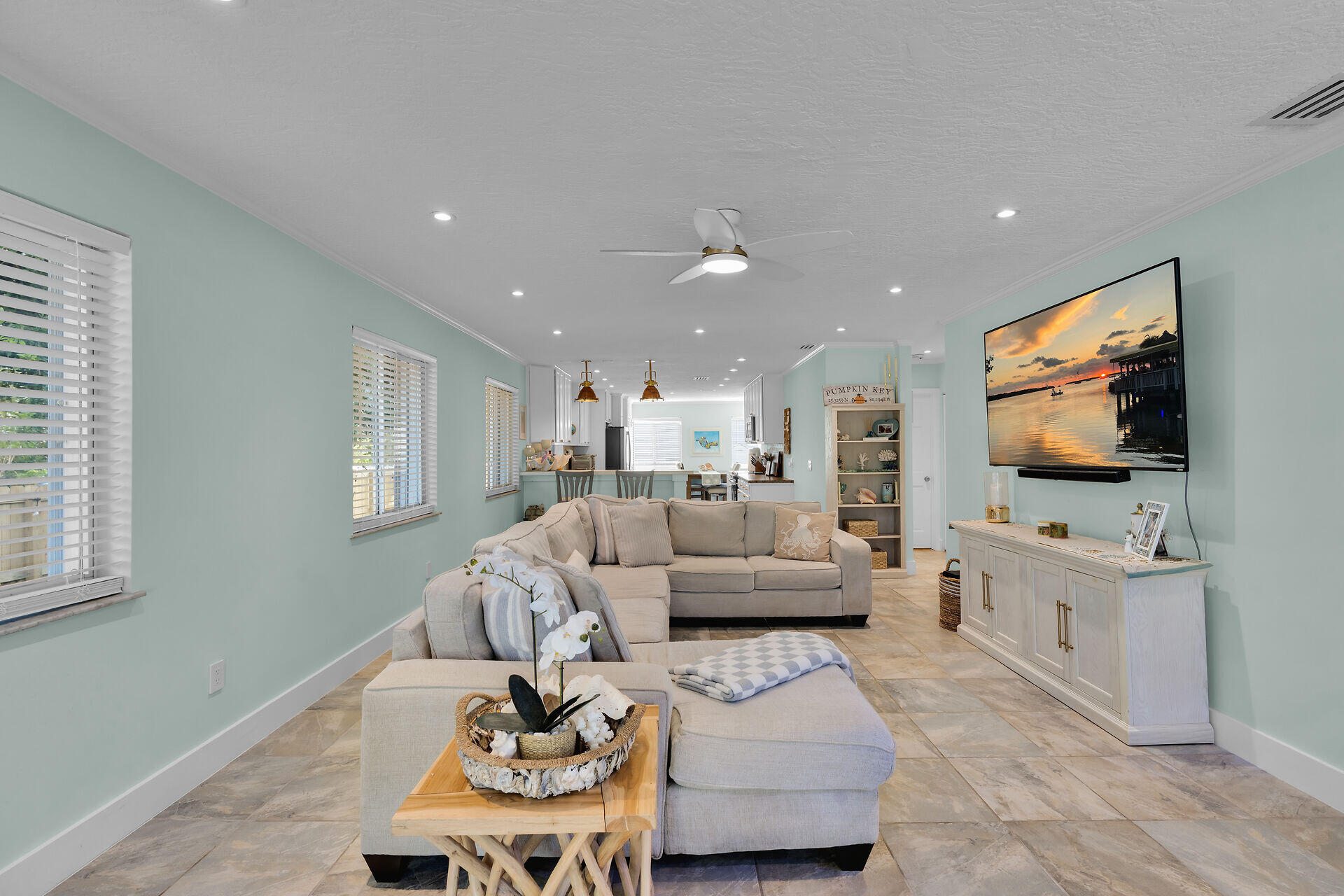 202 Hibiscus Street