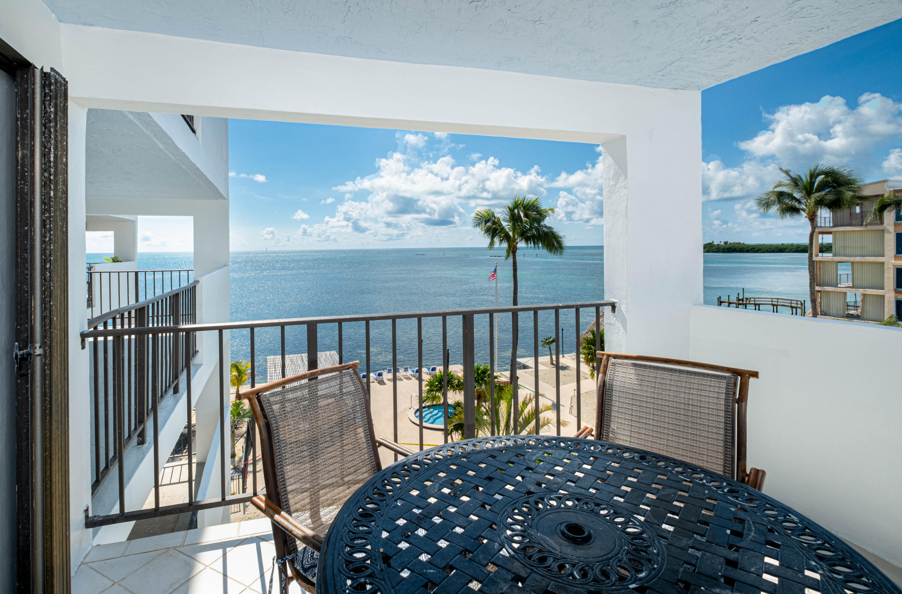 79901 Overseas Highway 410