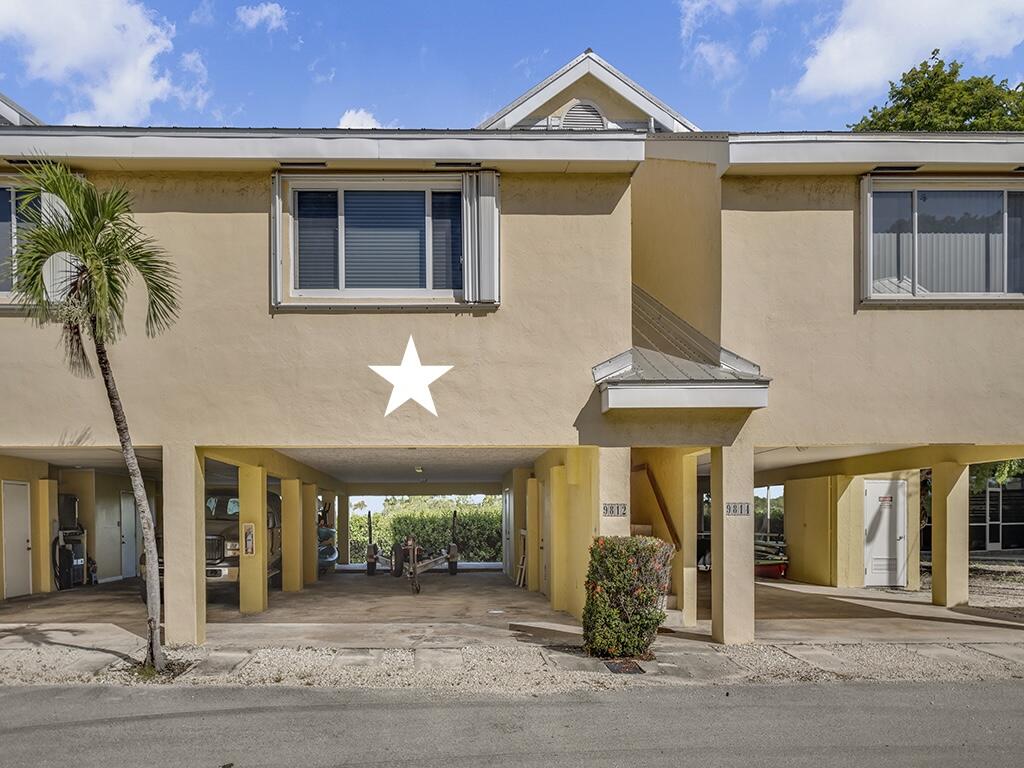 9812 Leeward Avenue 30' Boat Slip