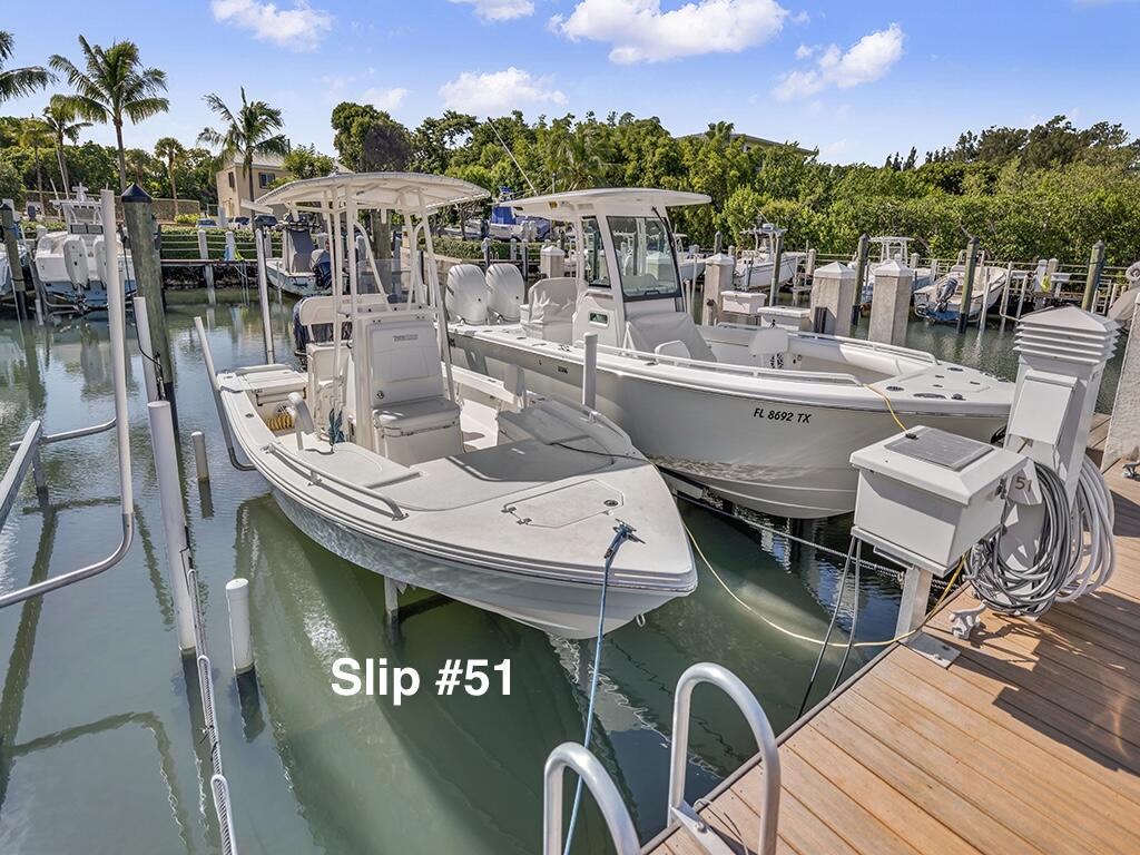 9812 Leeward Avenue 30' Boat Slip
