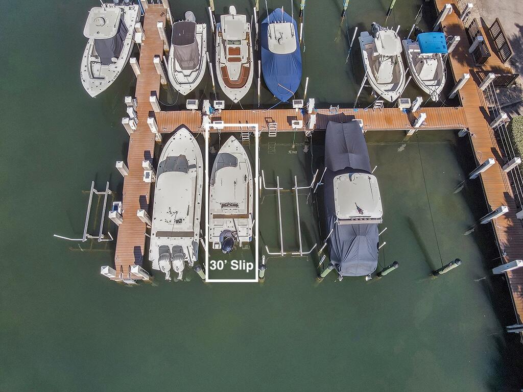 9812 Leeward Avenue 30' Boat Slip