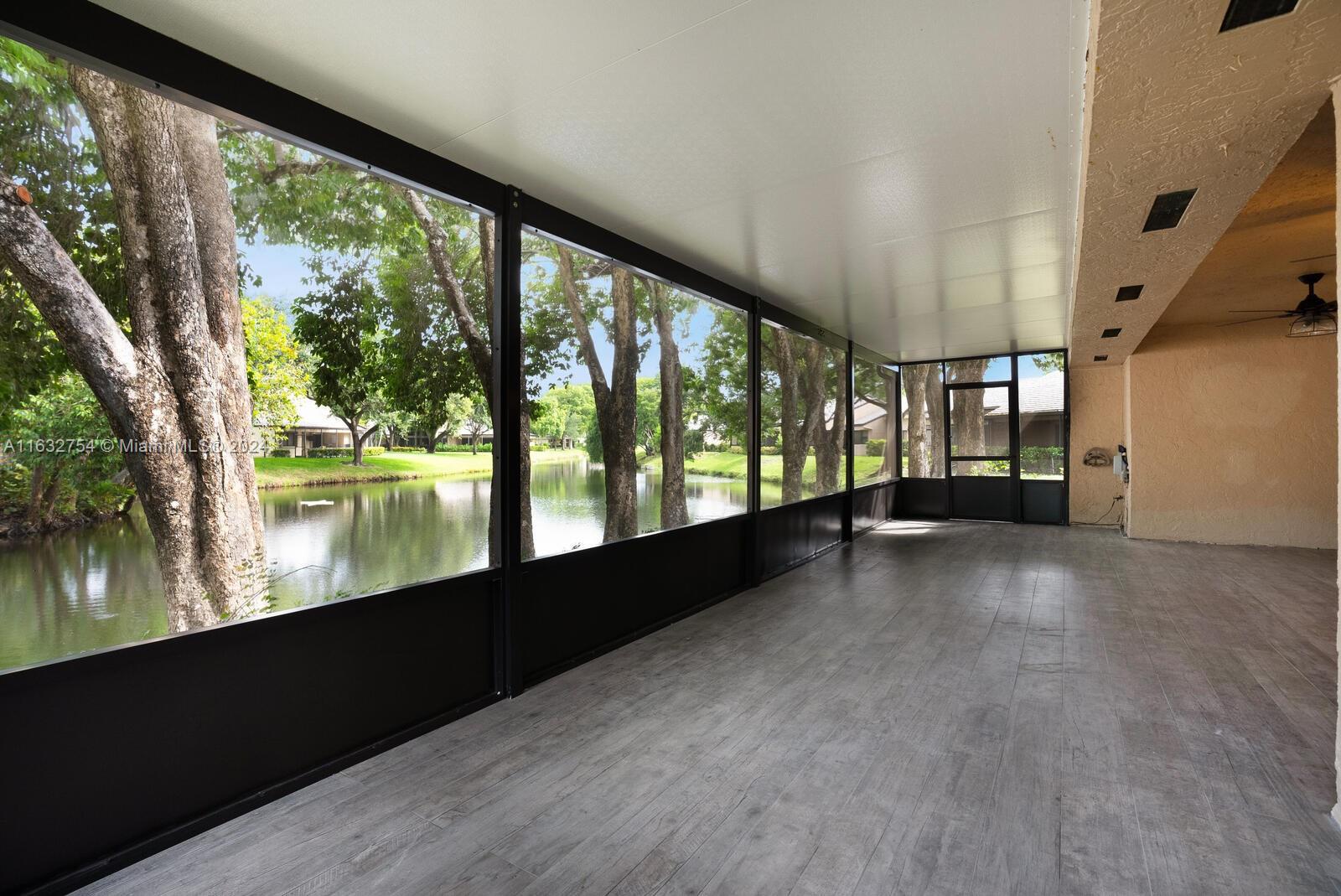 9433 Chelsea Dr S