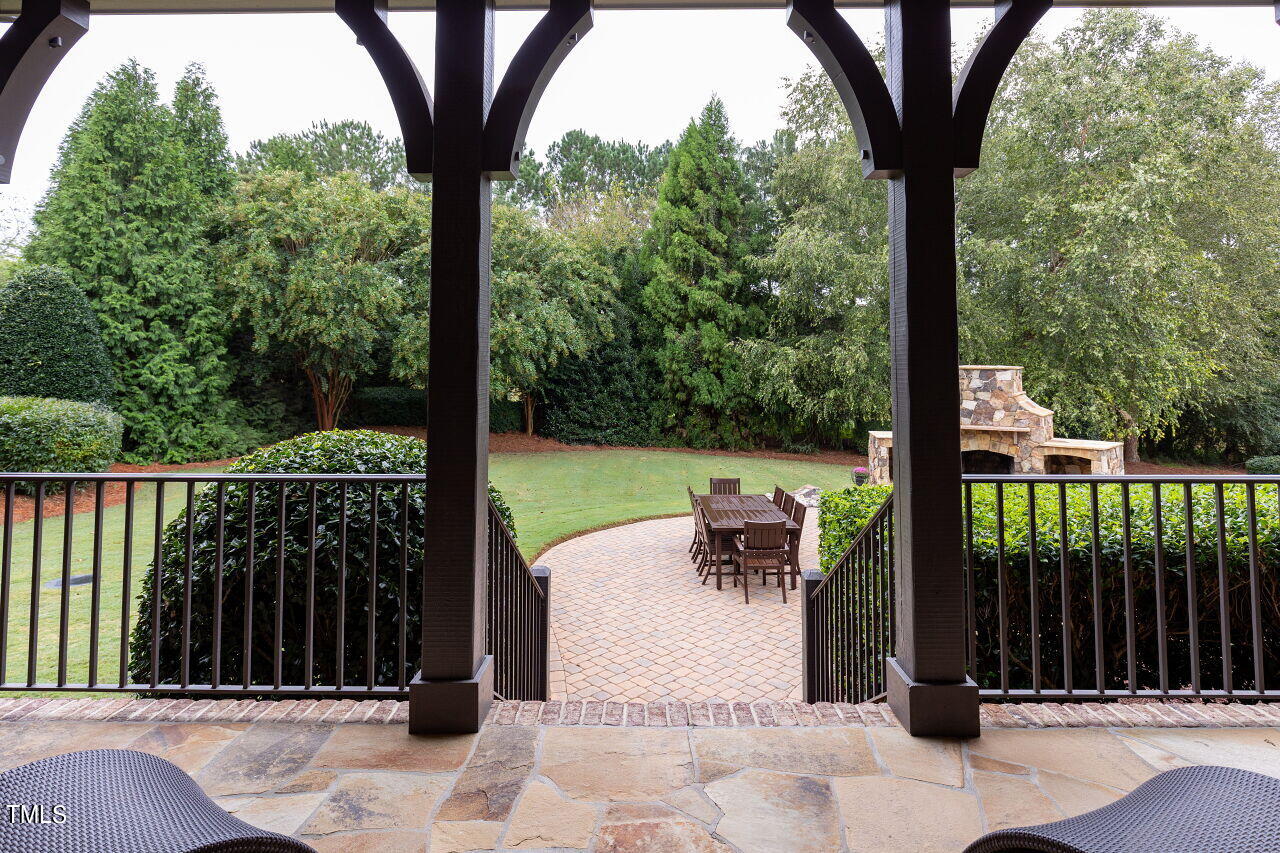 1195 Stone Kirk Drive